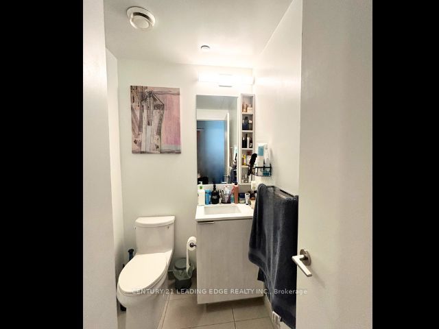 1000 Portage Parkway N 1915, Vaughan, ON L4K 0L1 photo 5