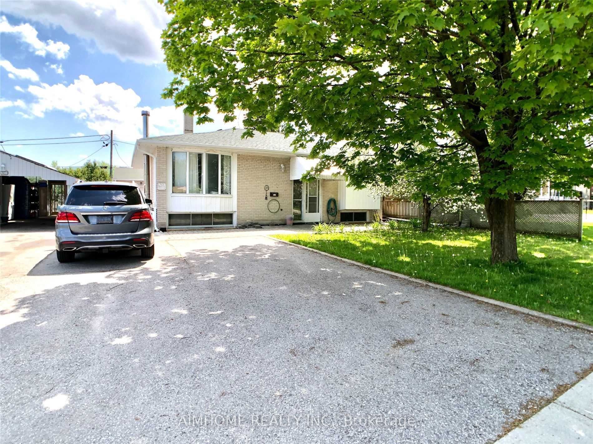432 Fernleigh (Bsmt) Circle S, Richmond Hill, ON L4C 1E6 photo 2