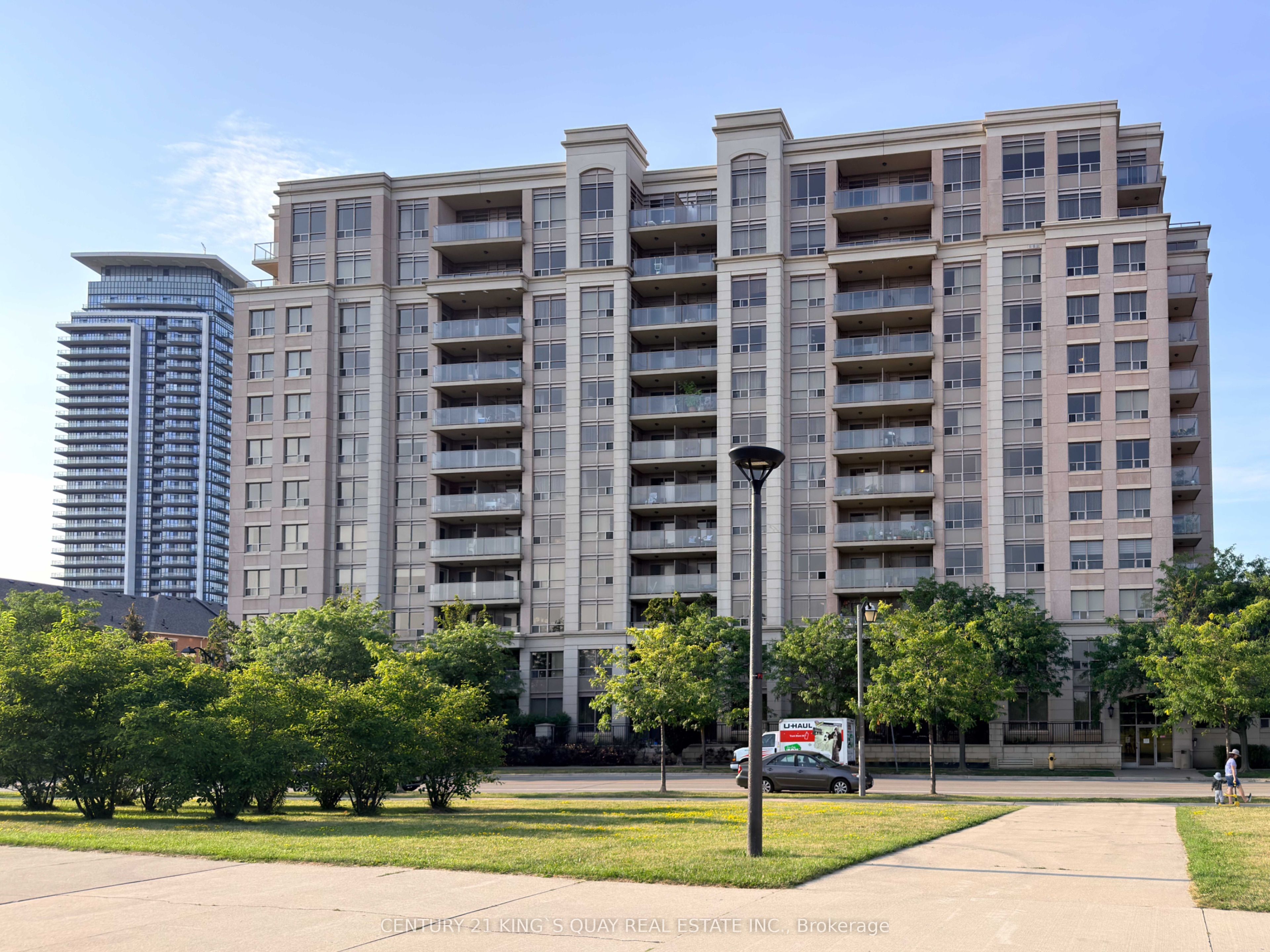 37 Galleria Parkway UPH 10, Markham, ON L3T 0A5