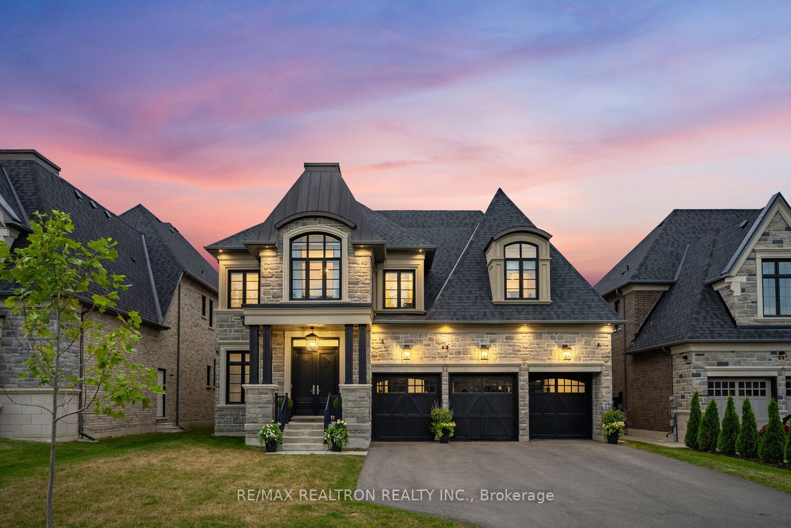 50 Calla Trail, Aurora, ON L4G 3Z5