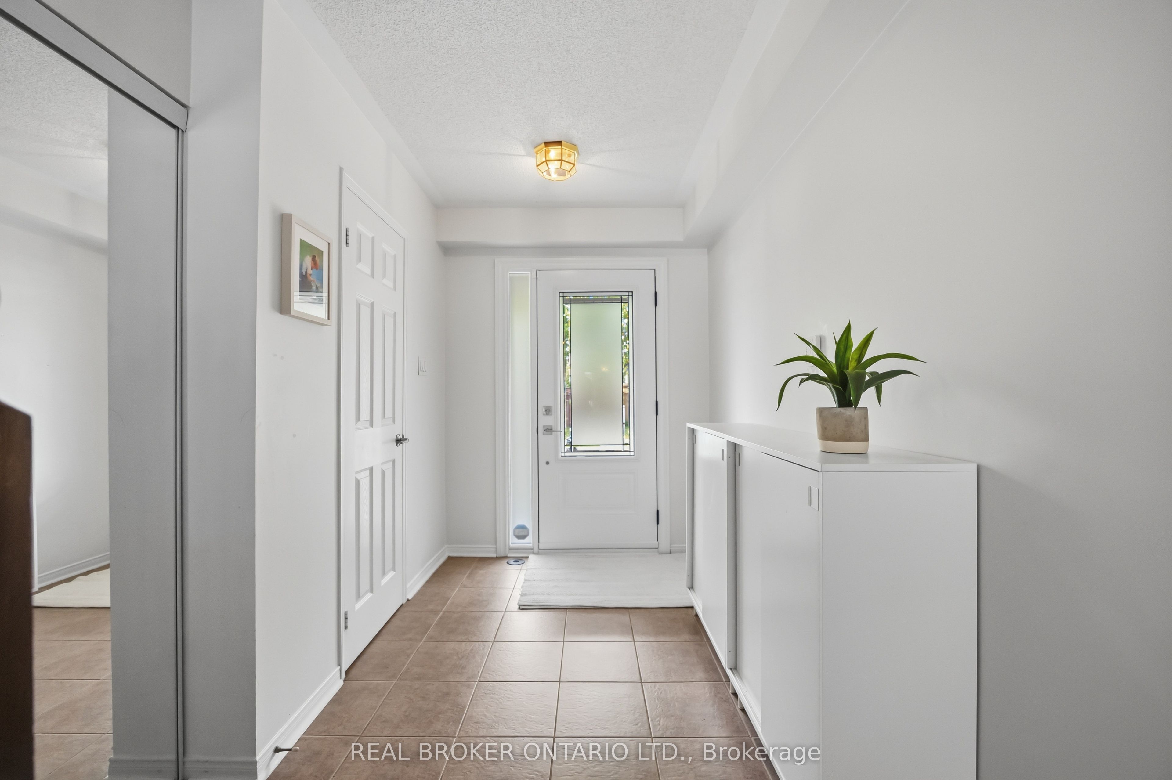 86 Coleridge Drive, Newmarket, ON L3X 2T5 photo 5