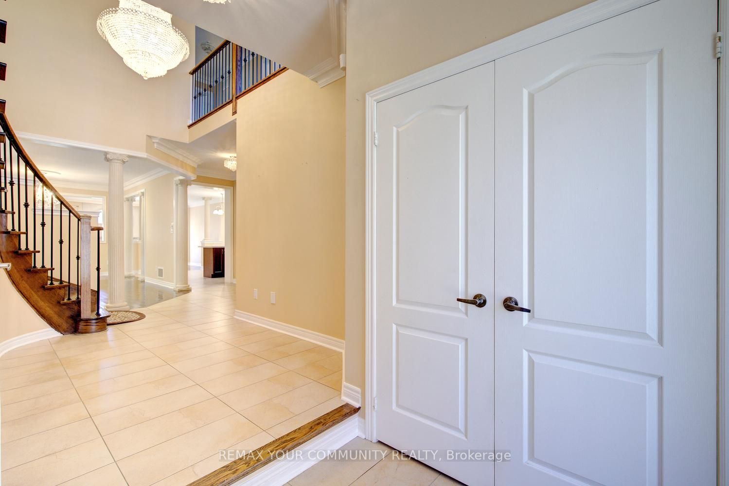 89 Maple Valley Drive, Vaughan, ON L6A 0Y1 photo 4