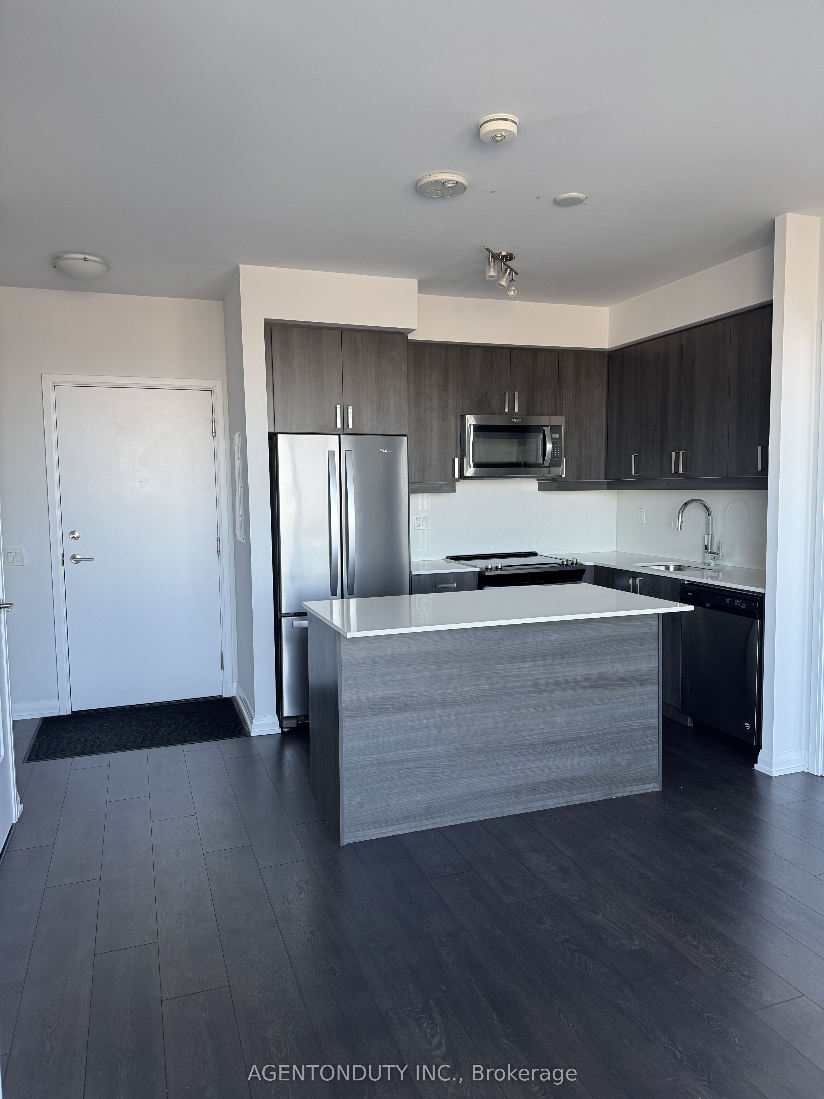 7895 Jane Street PH14, Vaughan, ON L4K 0K2 photo 4
