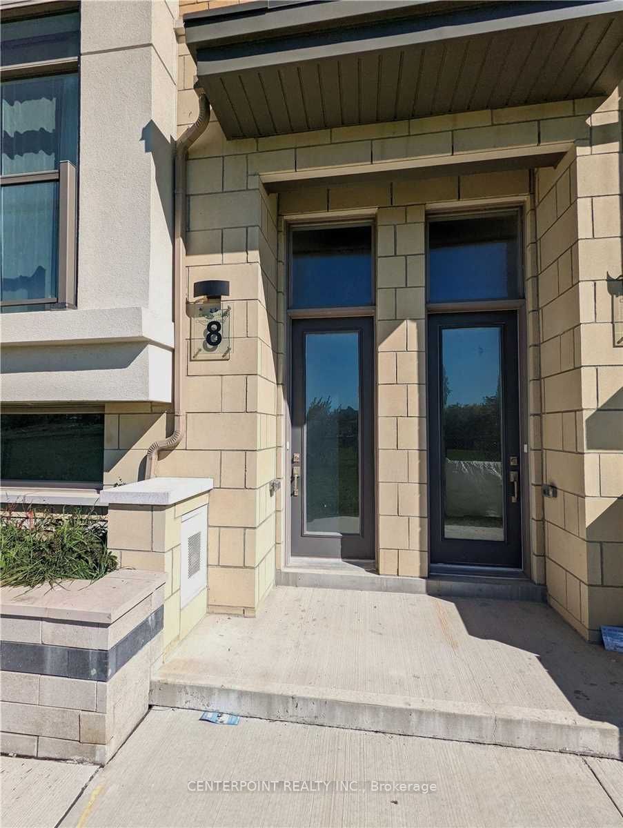 8 Mcclarys Way, Markham, ON L3R 9S3