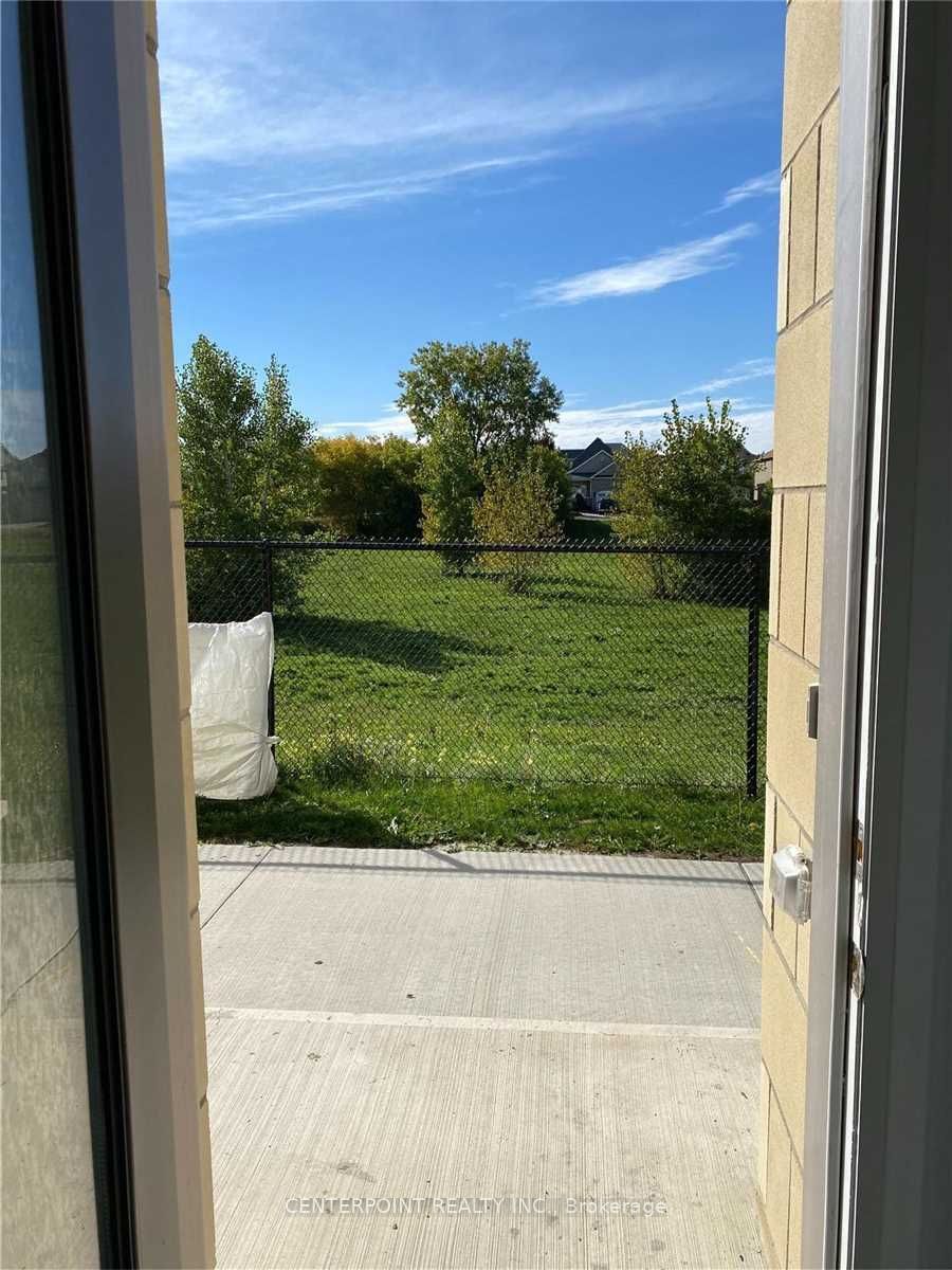 8 Mcclarys Way, Markham, ON L3R 9S3 photo 3