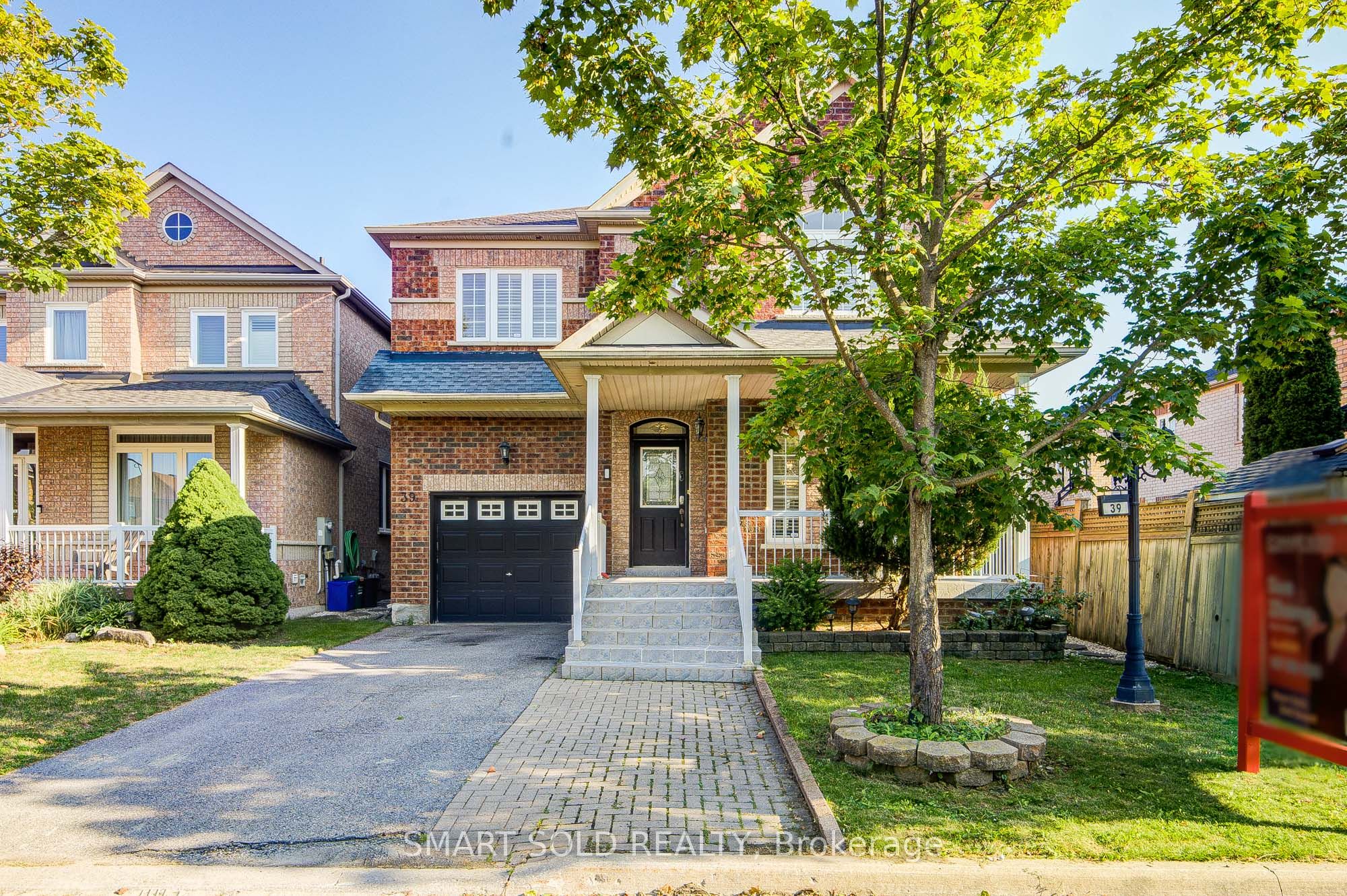 39 Victoria Wood Avenue, Markham, ON L6E 1K2