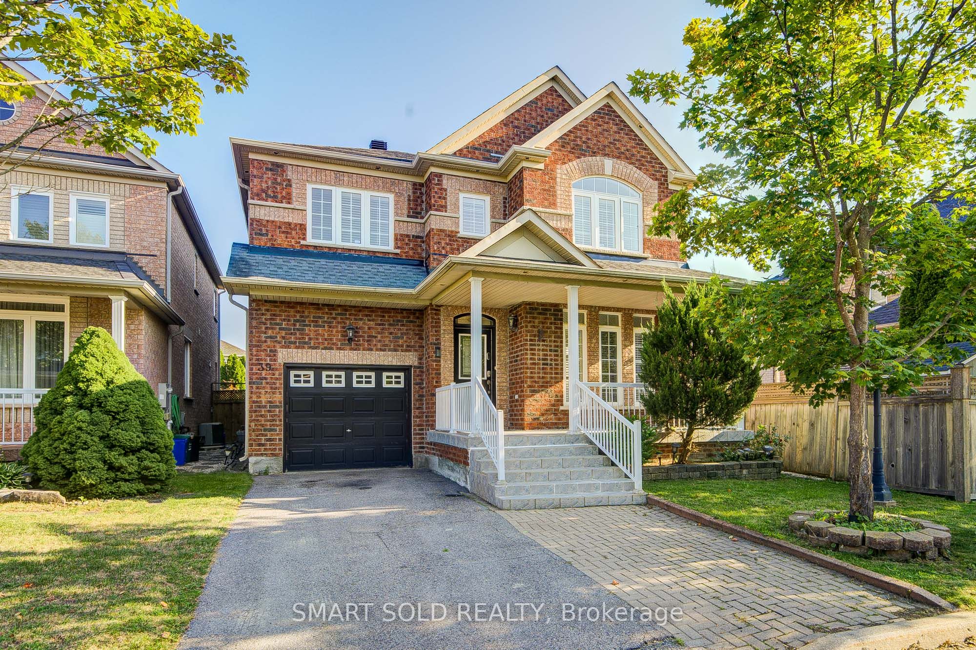 39 Victoria Wood Avenue, Markham, ON L6E 1K2 photo 3
