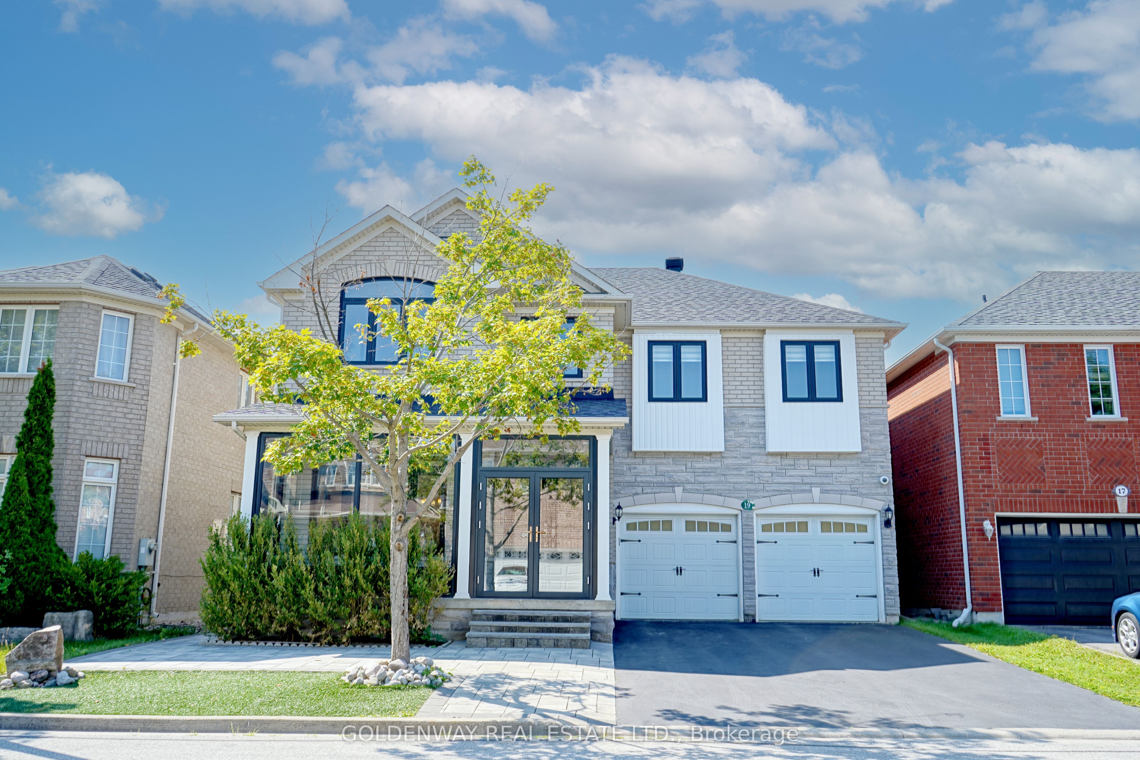 19 Markshire Road, Markham, ON L6C 2Z6 photo 2