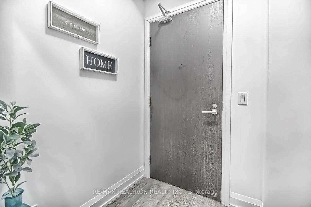 7890 Bathurst Street 912, Vaughan, ON L4J 7Y3 photo 3