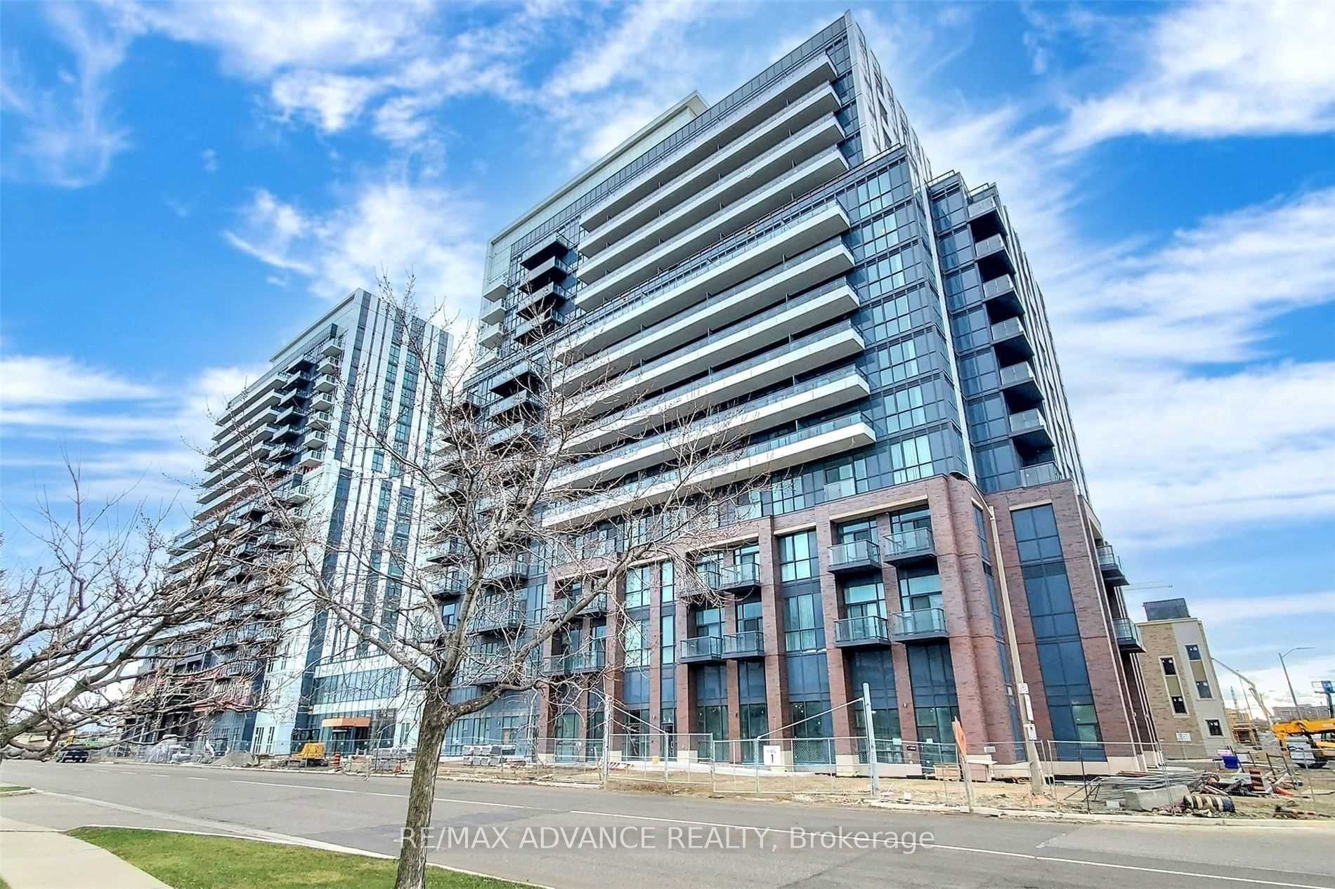 10 Honeycrisp Crescent 521, Vaughan, ON L4K 0M7 photo 2
