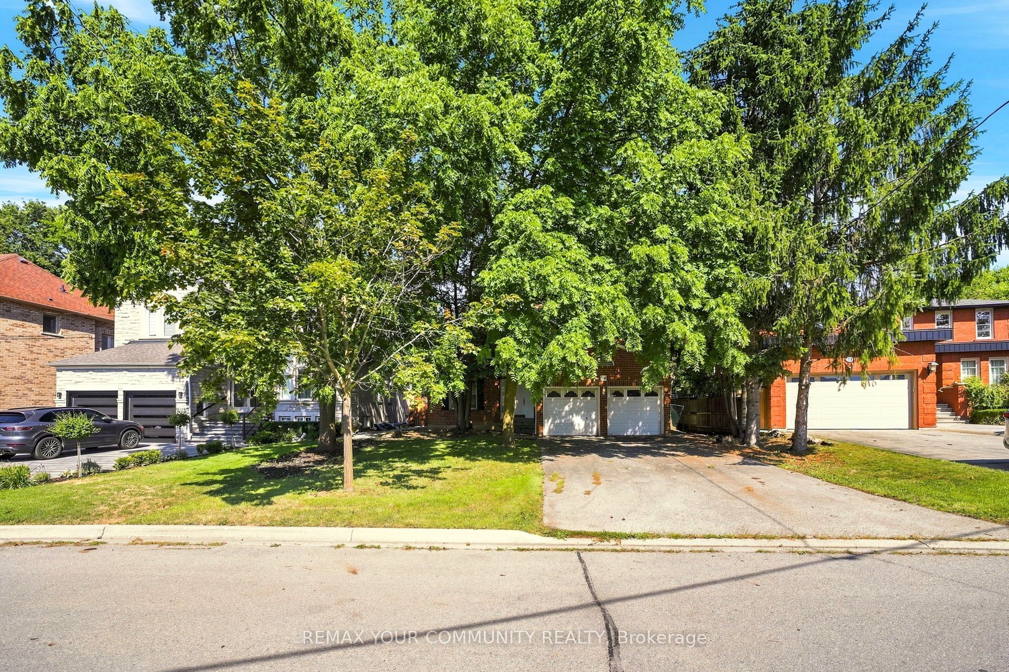 34A Claridge Drive, Richmond Hill, ON L4C 6H3 photo 3