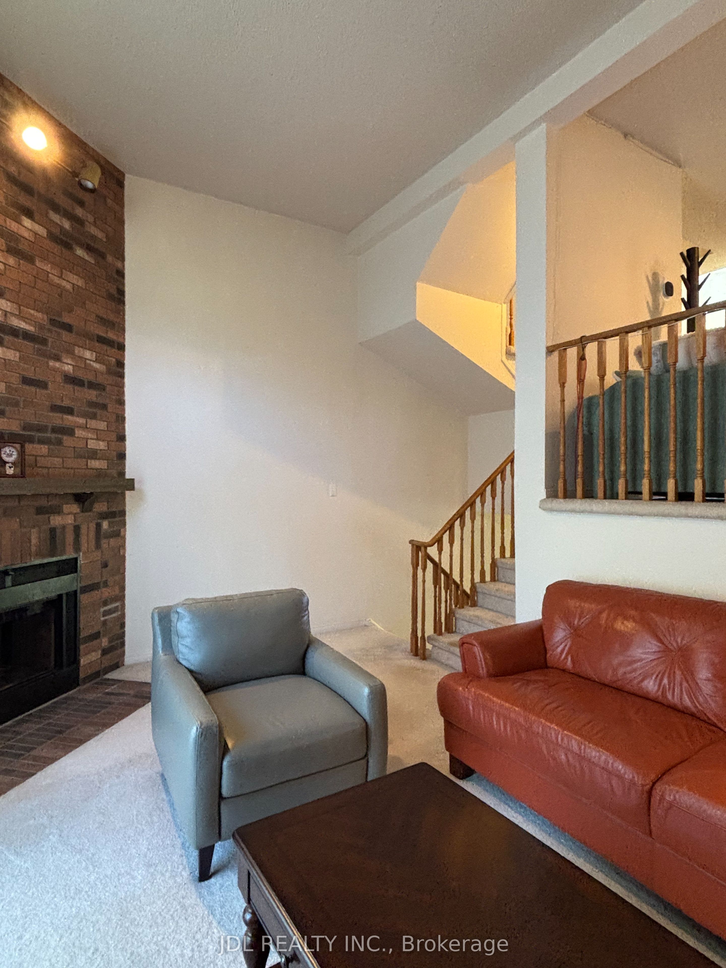 65 Cottonwood Court, Markham, ON L3T 5W9 photo 4