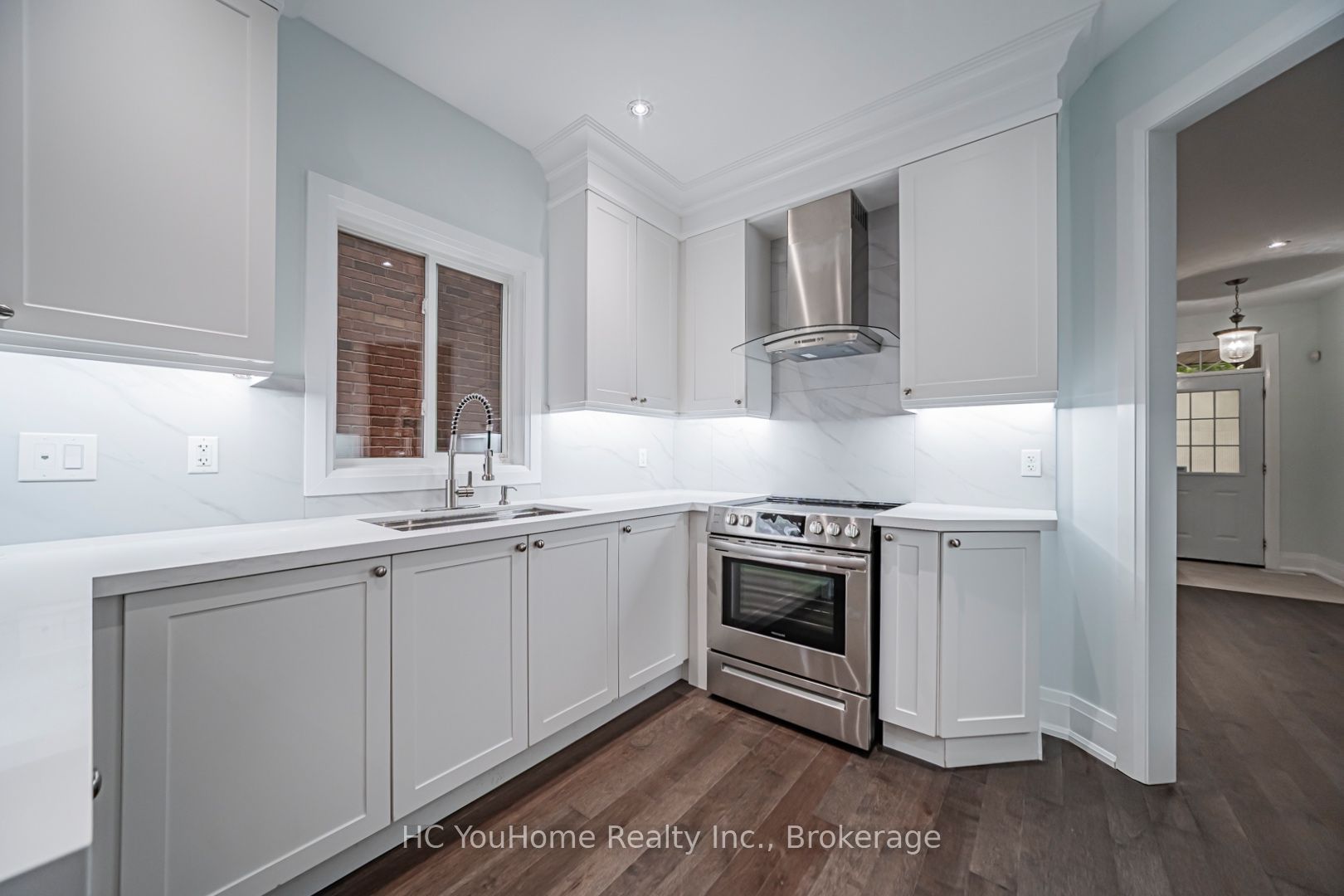 70 Dovetail Drive, Richmond Hill, ON L4E 5A7 photo 4
