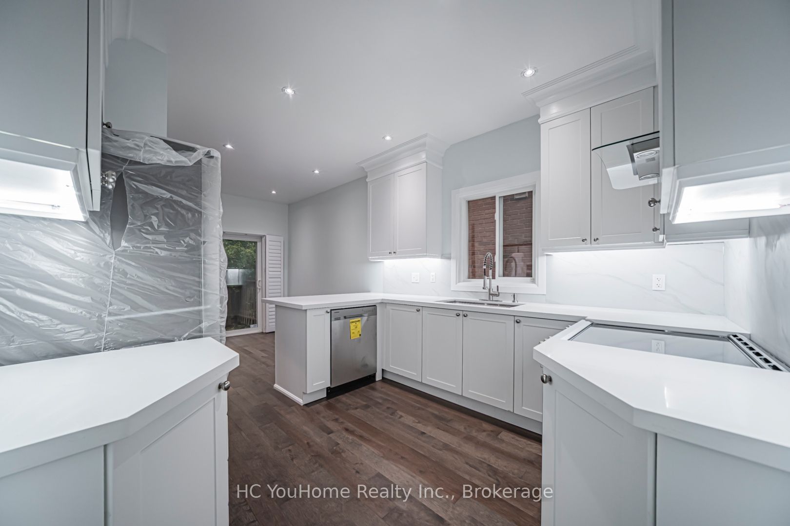 70 Dovetail Drive, Richmond Hill, ON L4E 5A7 photo 5