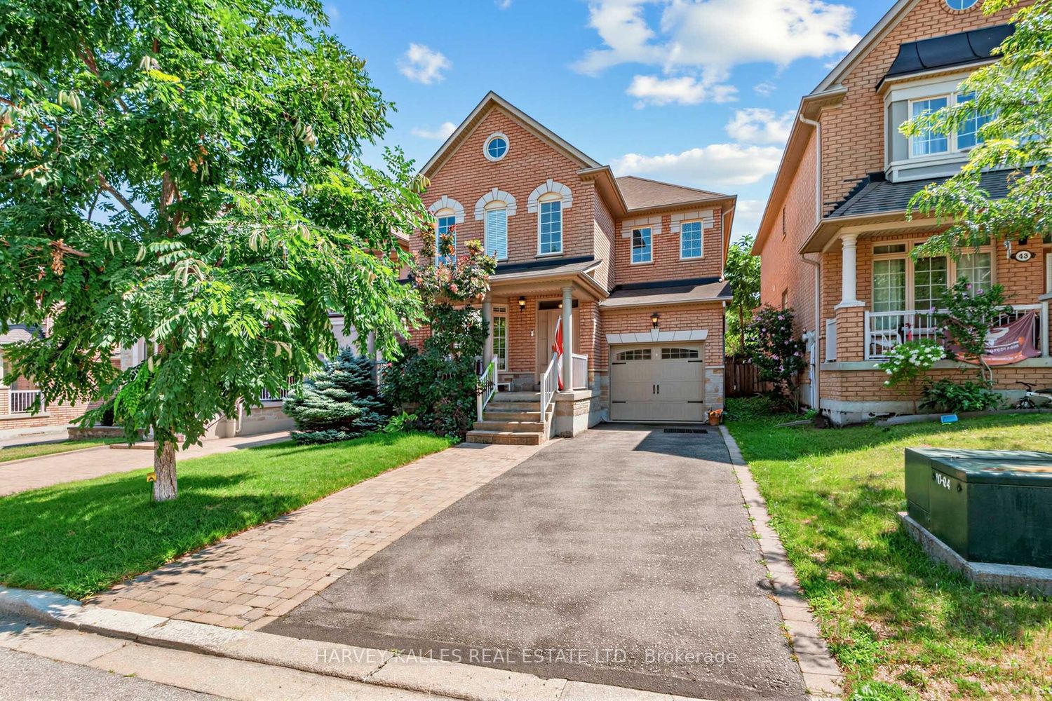 39 Chardonnay Drive, Vaughan, ON L4J 8R8 photo 5