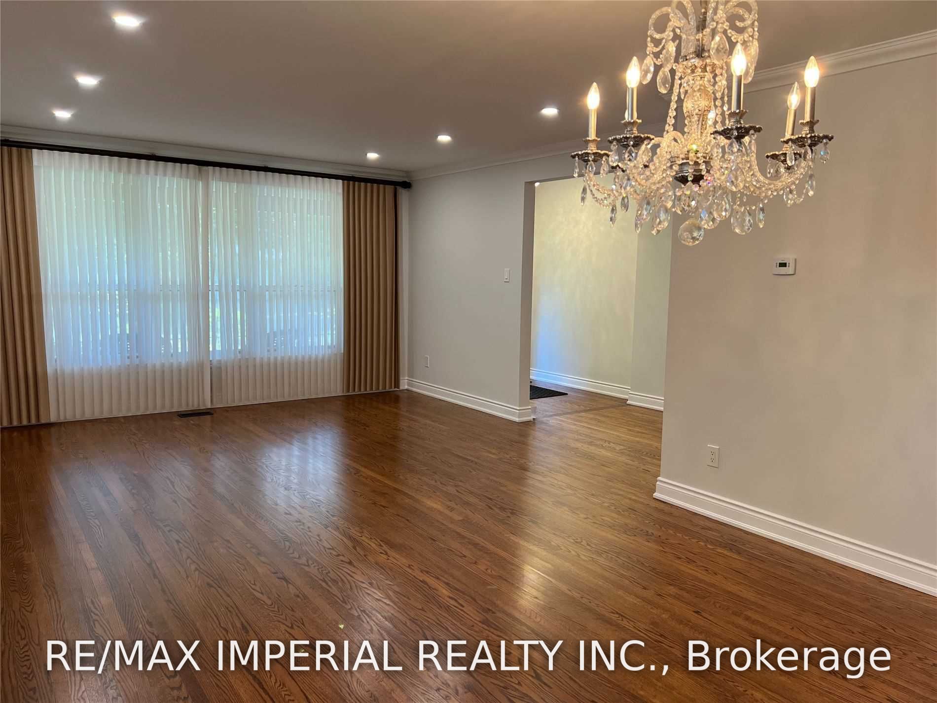 8 Multiflora Place, Markham, ON L3T 2W5 photo 3