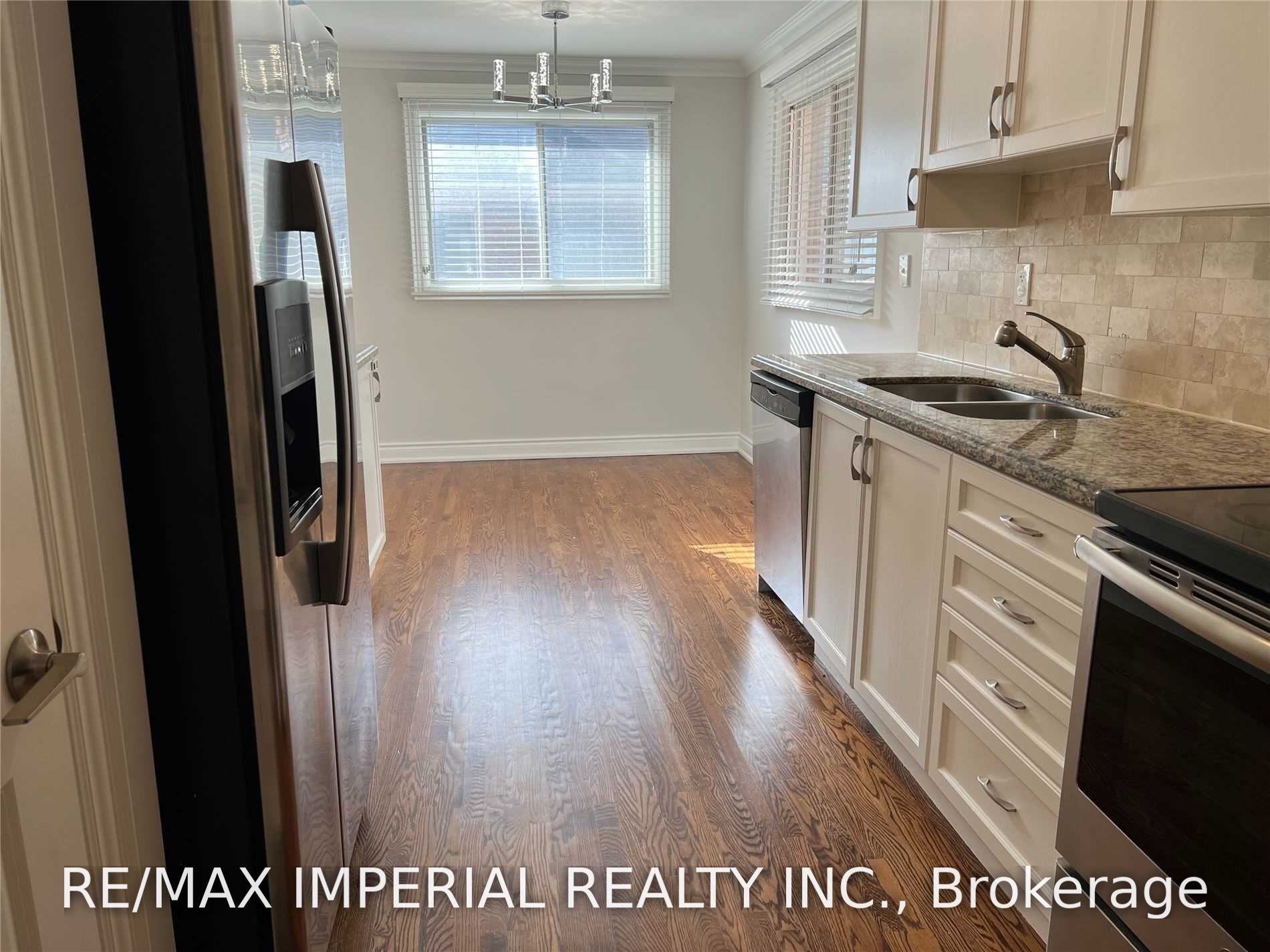 8 Multiflora Place, Markham, ON L3T 2W5 photo 5