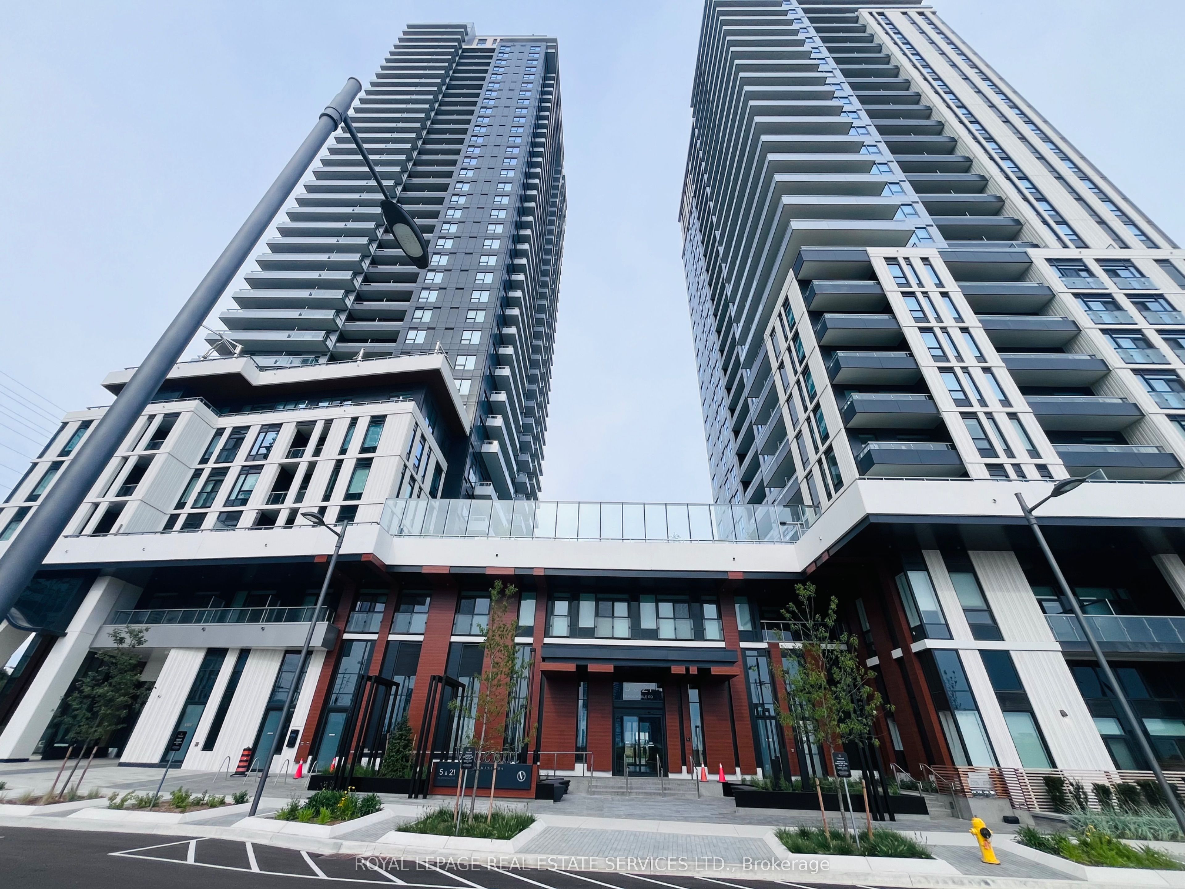 2851 Hwy 7 804, Vaughan, ON L4K 1W2