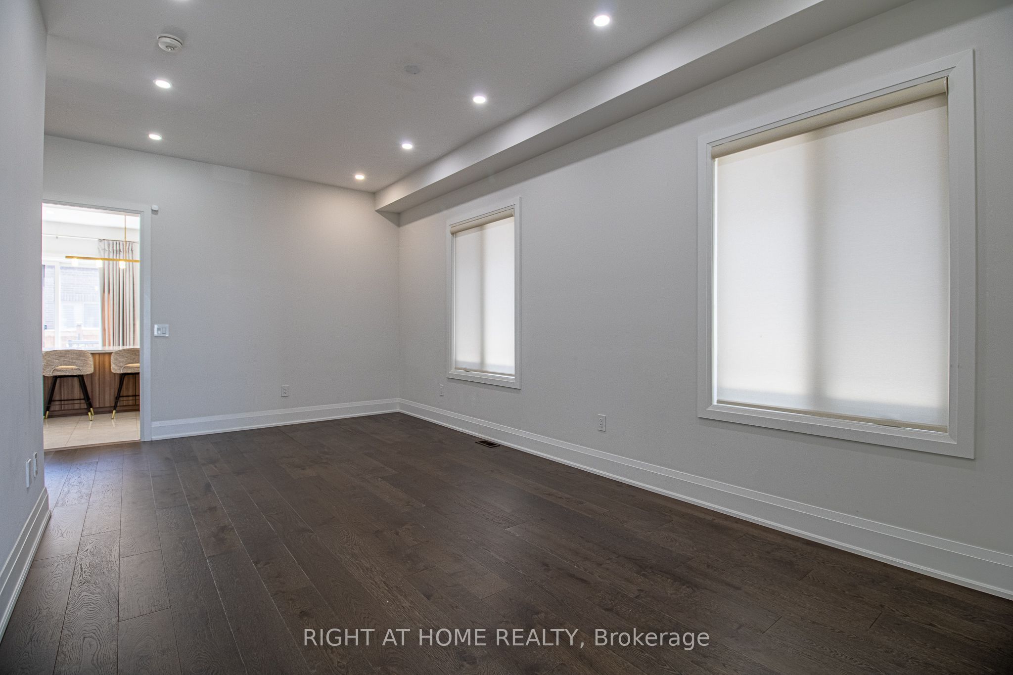43 Longworth Avenue, Richmond Hill, ON L4E 1J2 photo 4