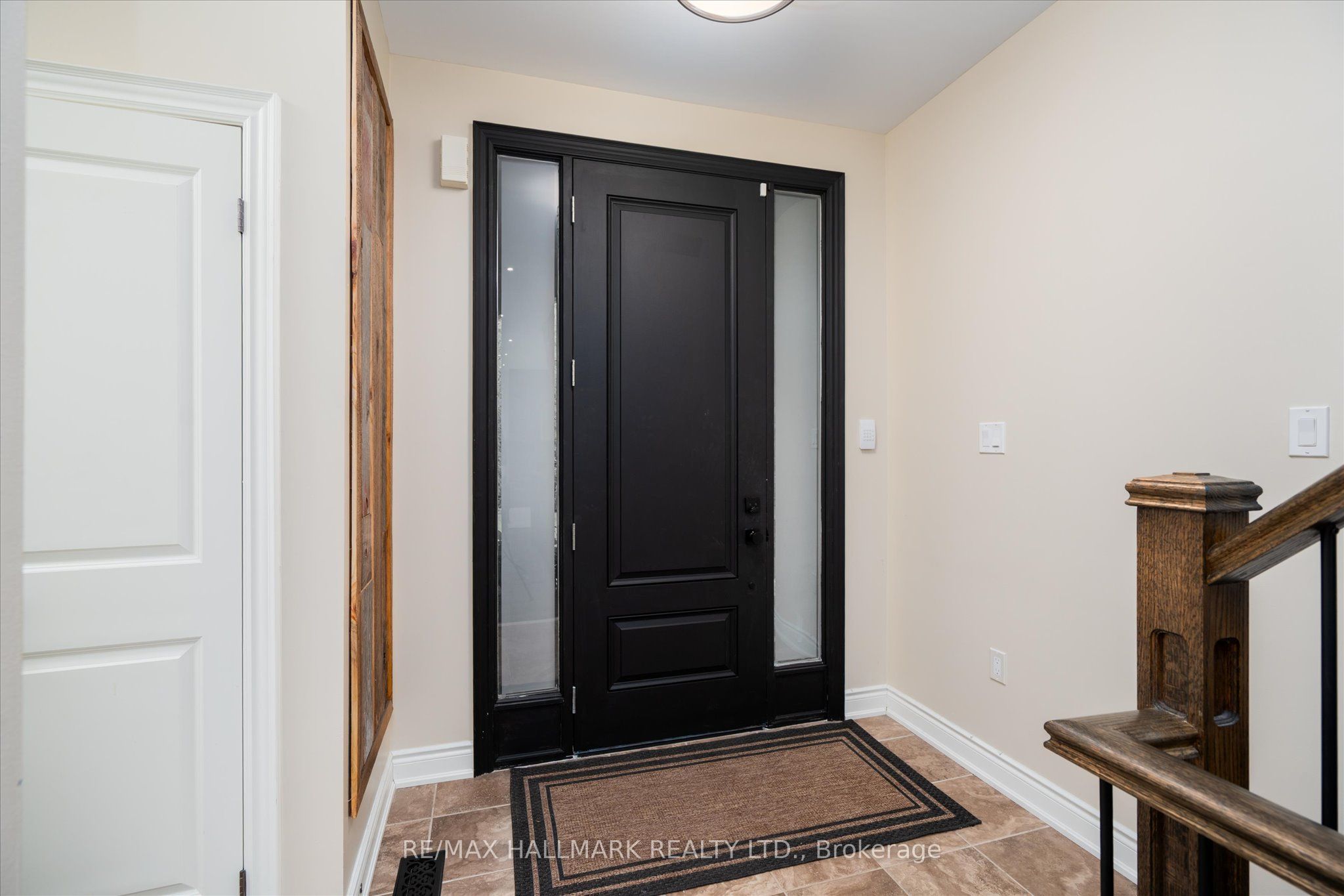 7 Os James Hunt Crt Court, Uxbridge, ON L9P 0E3 photo 5