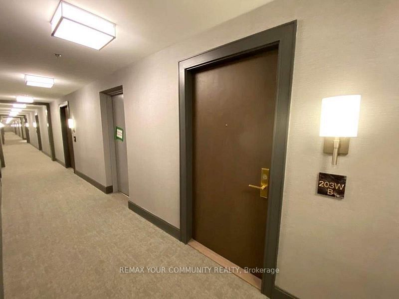 268 Buchanan Drive 203W, Markham, ON L3R 8G9 photo 3