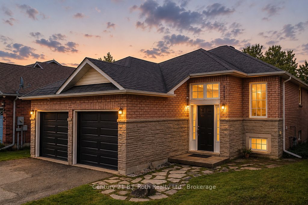 1117 Corrie Street, Innisfil, ON L9S 1W9