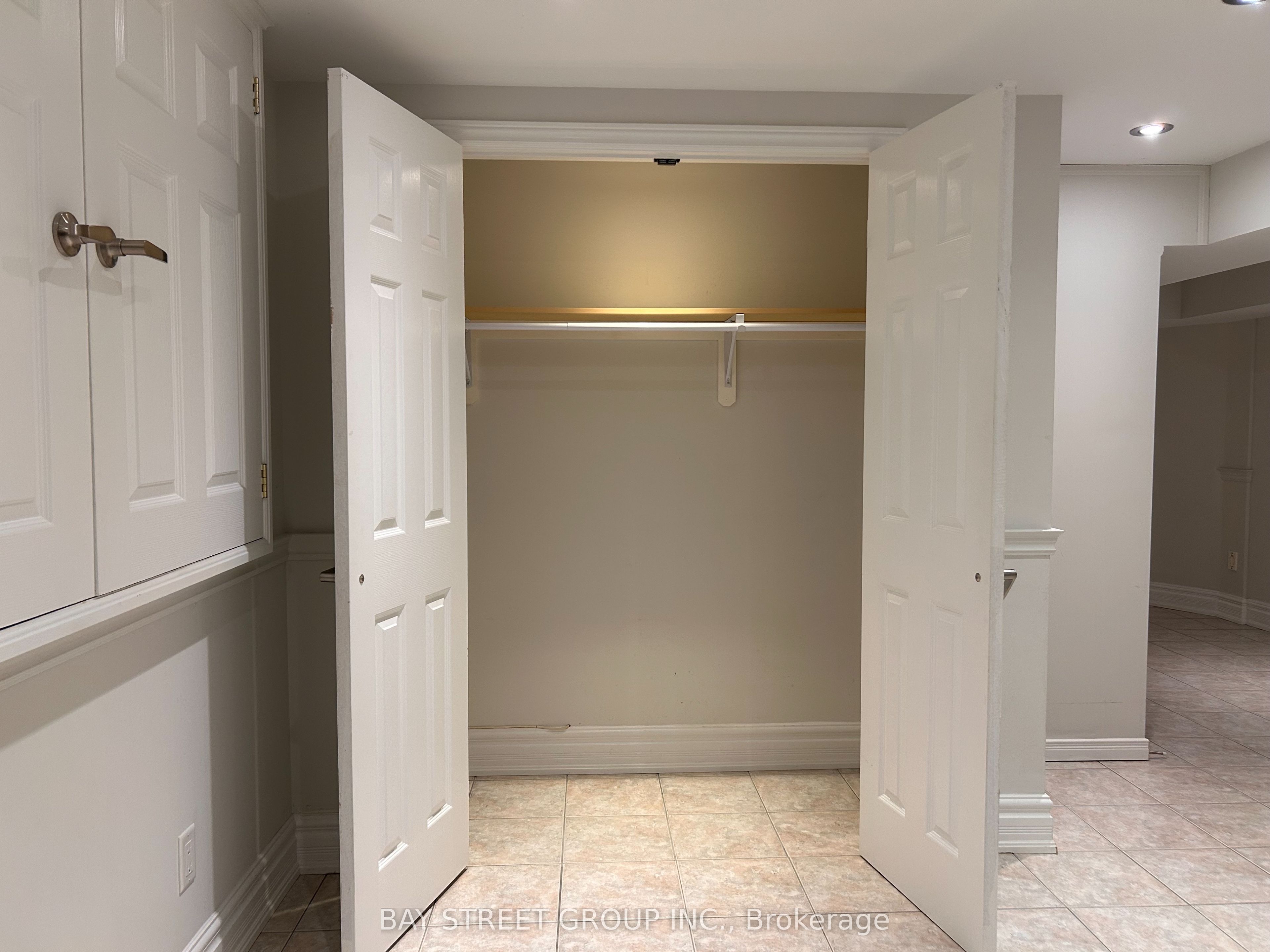 25 Kirkbride Crescent, Vaughan, ON L6A 2J5 photo 3