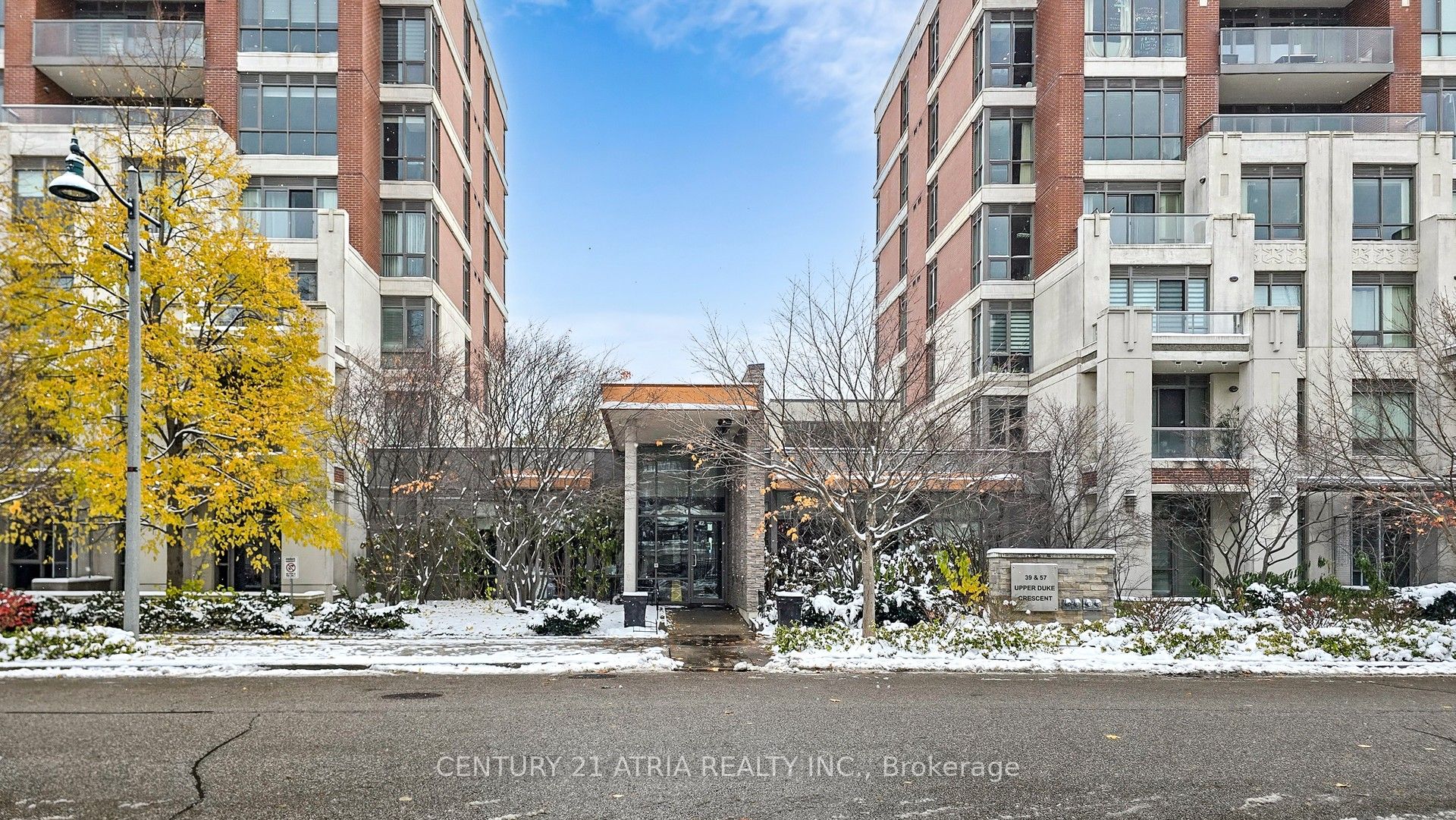 57 Upper Duke Crescent 311D, Markham, ON L6G 0B0 photo 2