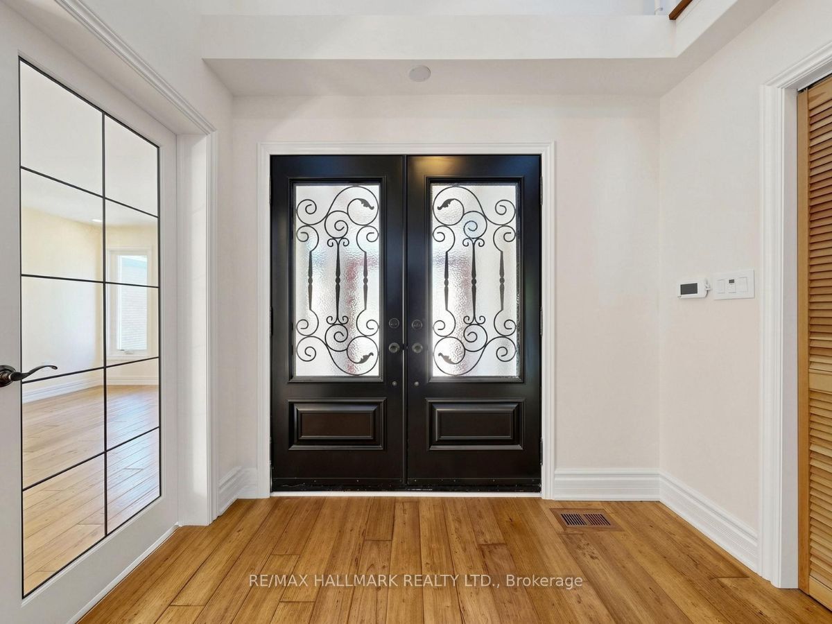 25 Kersey Crescent, Richmond Hill, ON L4C 3W2 photo 4