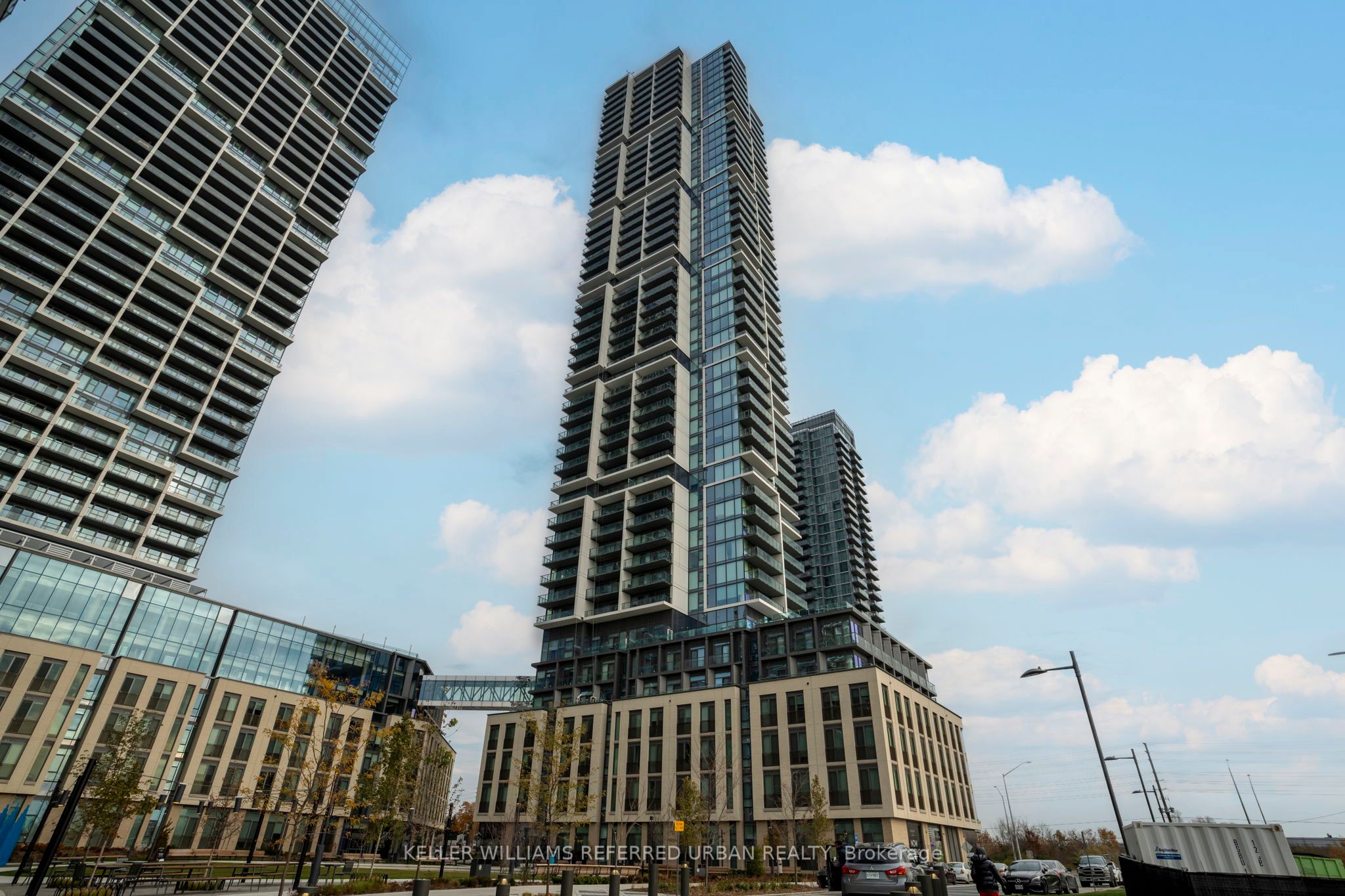 7890 Jane Street 2910, Vaughan, ON L4K 0K9
