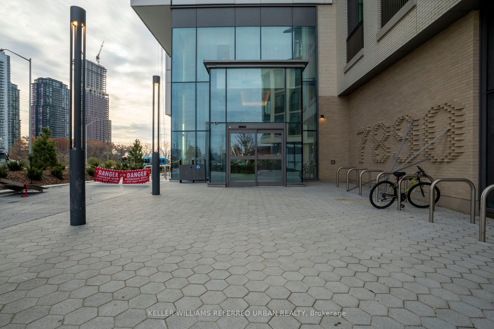 7890 Jane Street 2910, Vaughan, ON L4K 0K9 photo 4