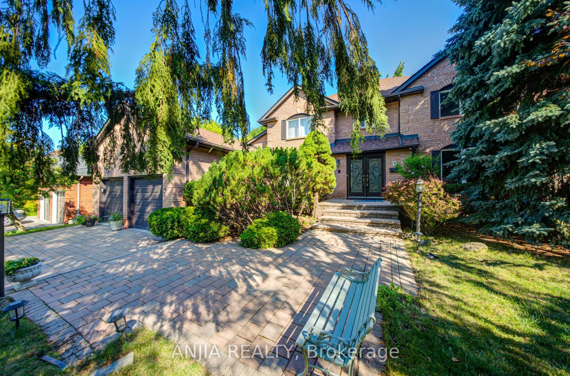 8 Calderbridge Crescent, Markham, ON L3R 9M8 photo 2