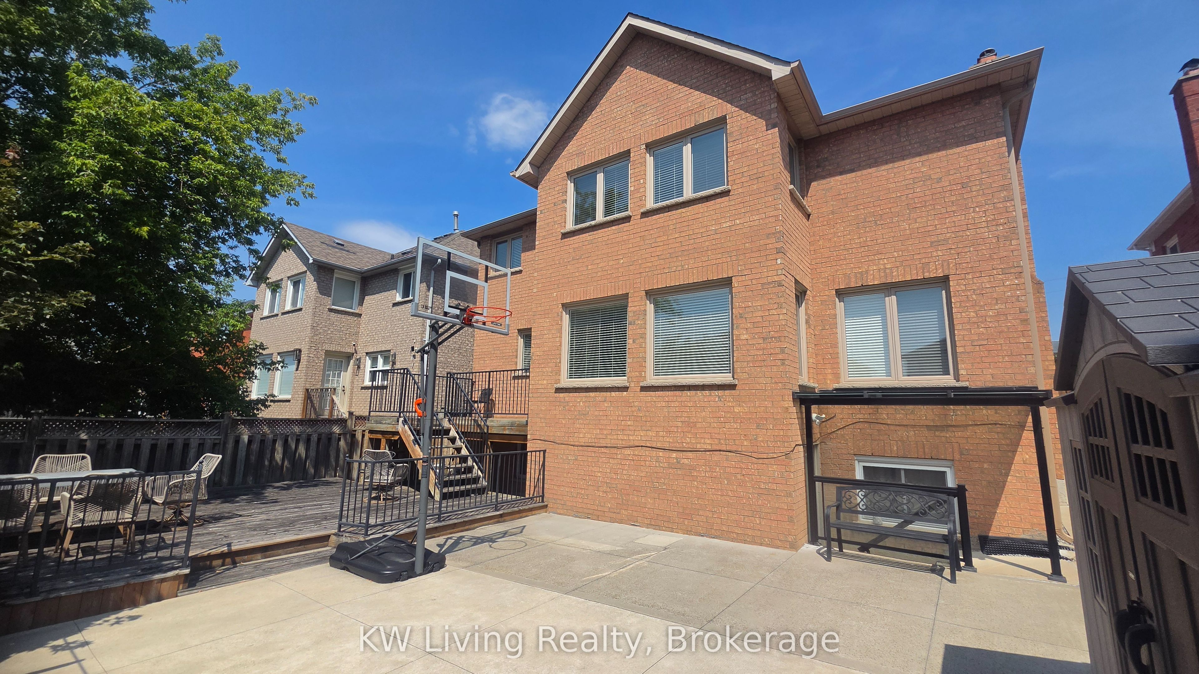7570 Kipling Avenue, Vaughan, ON L4L 1Y4 photo 2