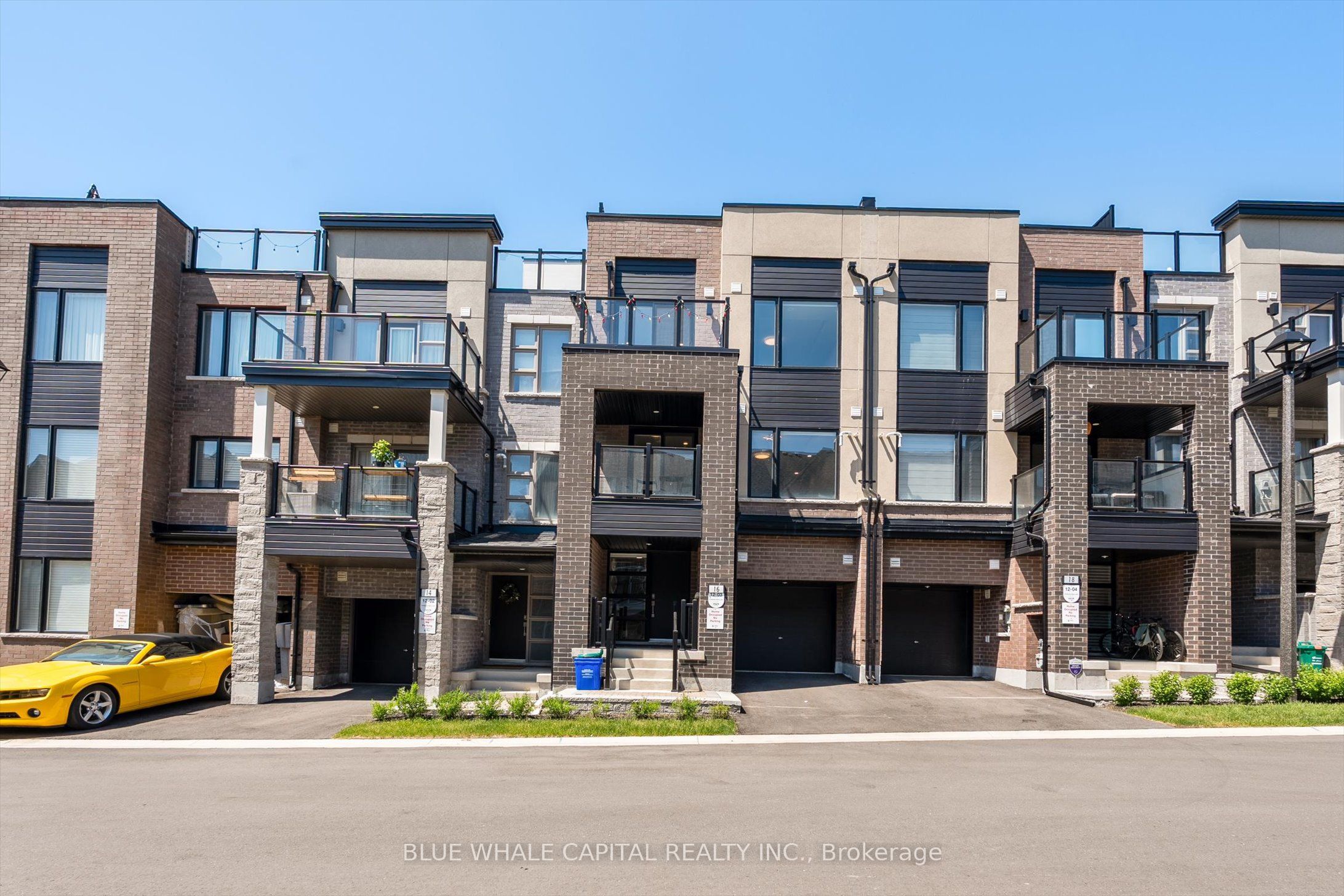 16 Herman Gilroy Lane, Markham, ON L6C 3L7