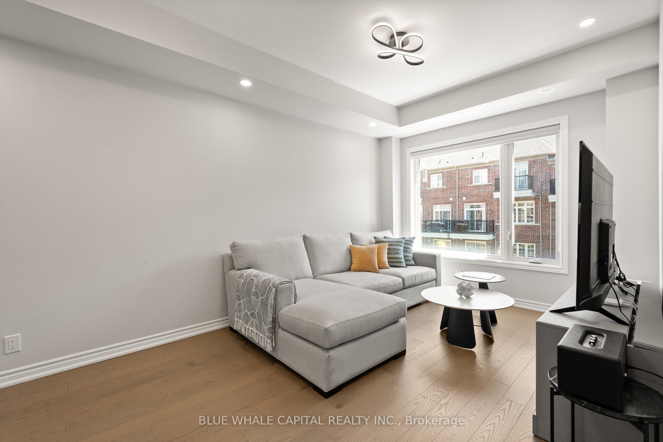 16 Herman Gilroy Lane, Markham, ON L6C 3L7 photo 5