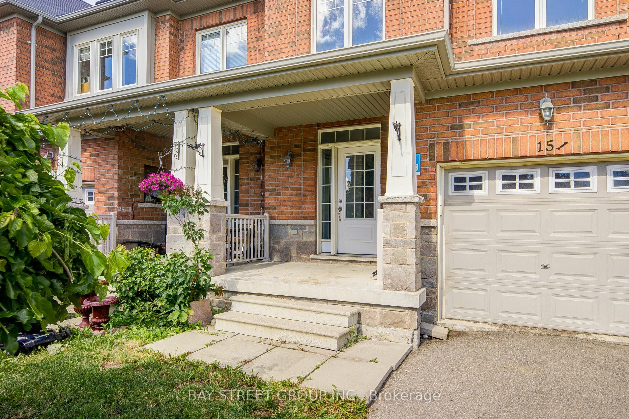 151 Windrow Street, Richmond Hill, ON L4E 0Y2 photo 4