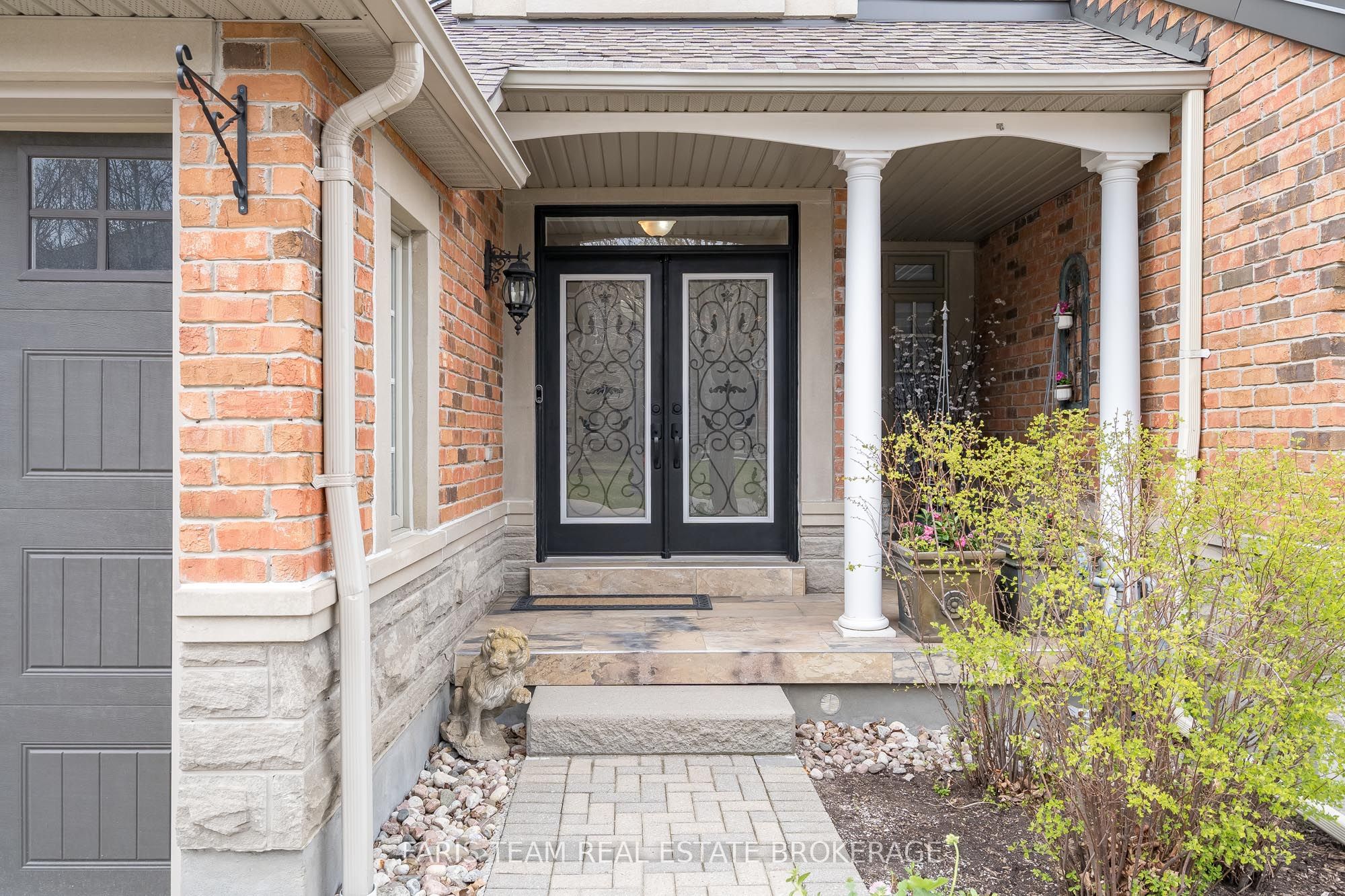 10 Wilton Trail, Aurora, ON L4G 7S9 photo 4