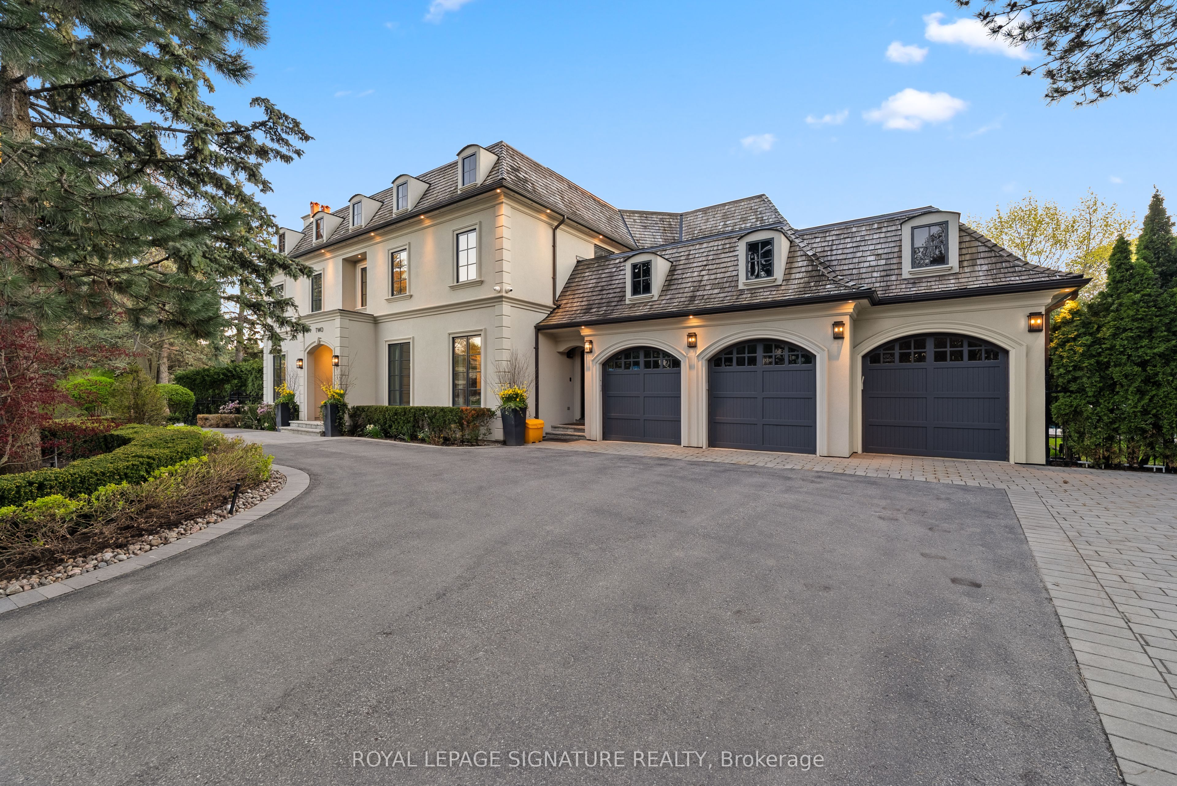 2 Spirea Court, Markham, ON L3T 2W1 photo 3