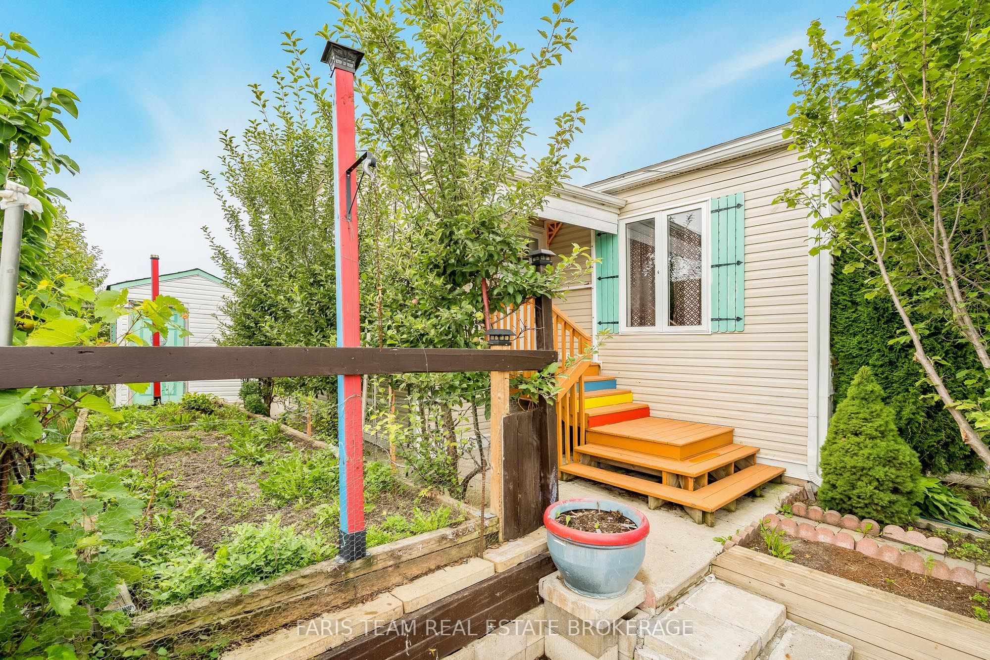 13 Sunrise Circle, Bradford West Gwillimbury, ON L3Z 2A5 photo 4