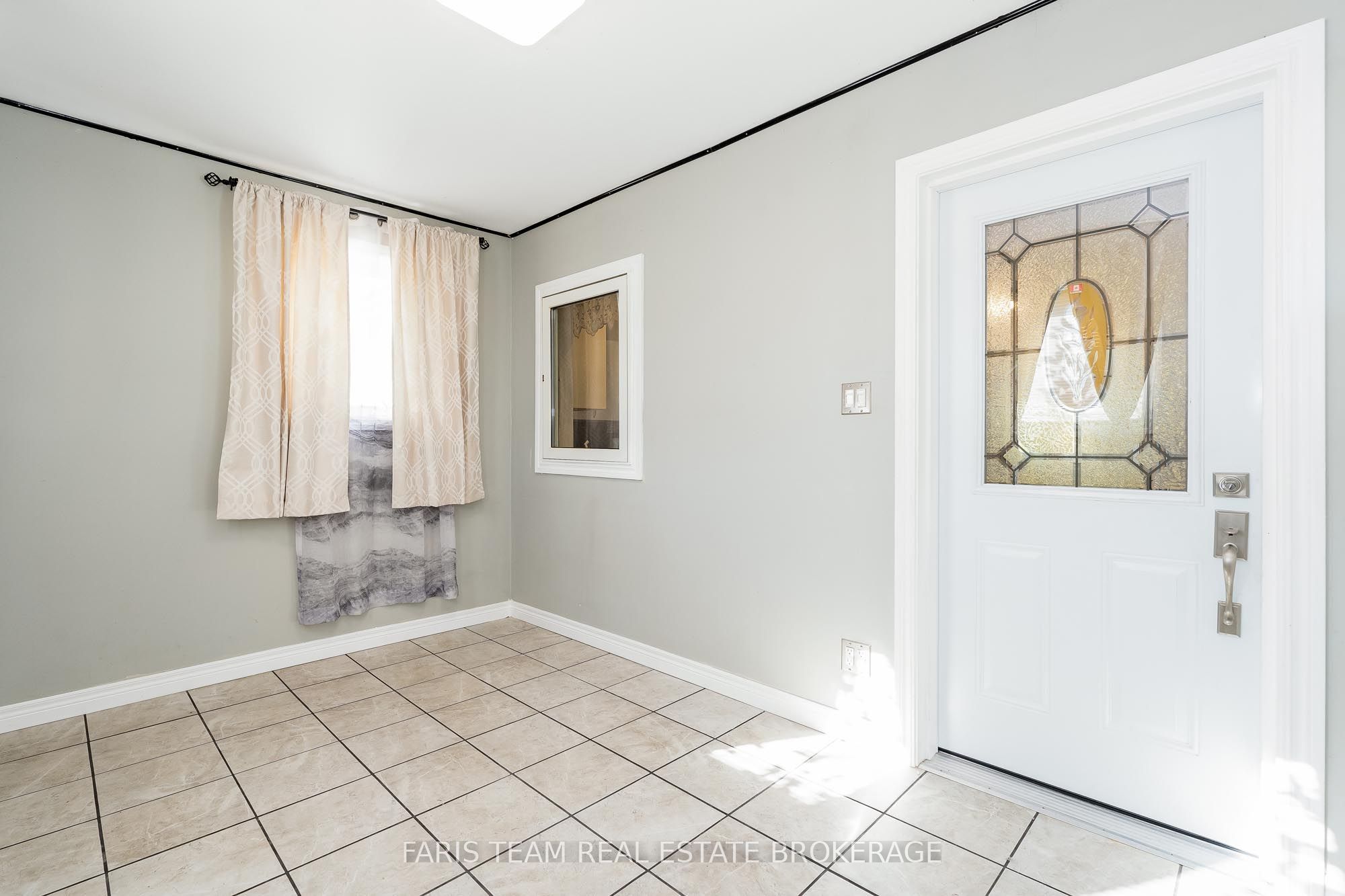 13 Sunrise Circle, Bradford West Gwillimbury, ON L3Z 2A5 photo 5