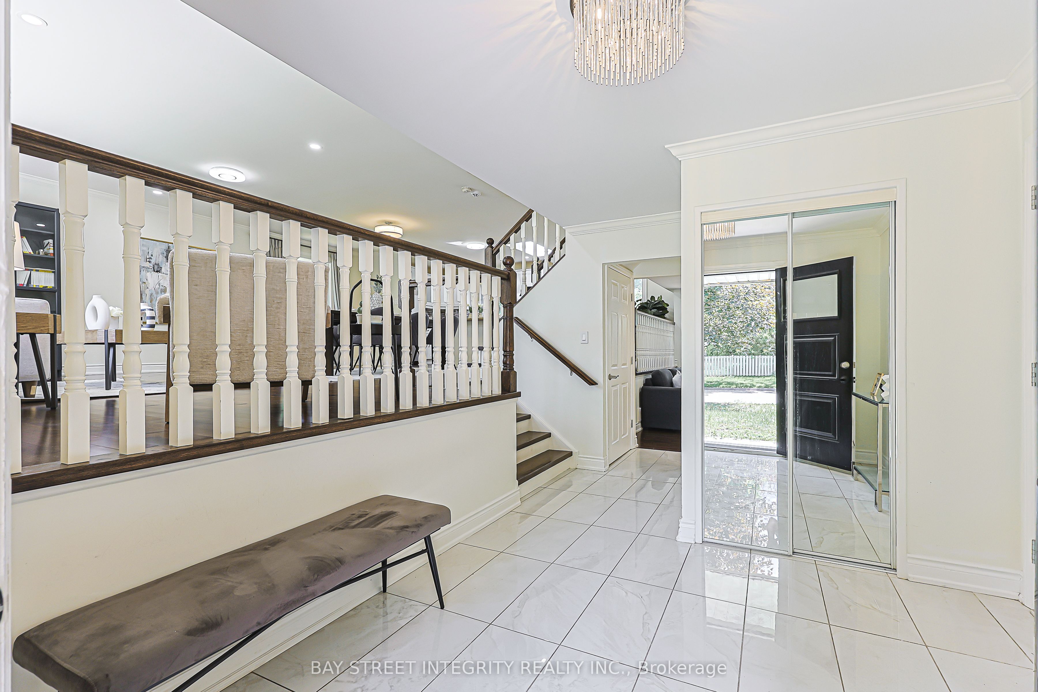 81 Dawn Hill Trail, Markham, ON L3T 3B4 photo 4