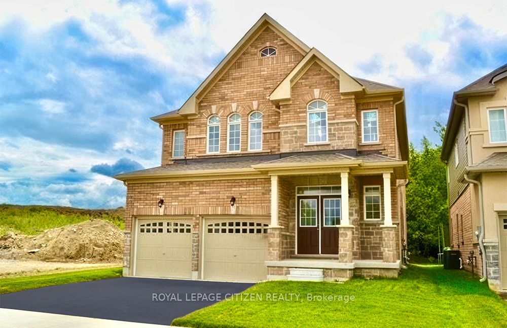 129 Hawkins Street, Georgina, ON L0E 1R0