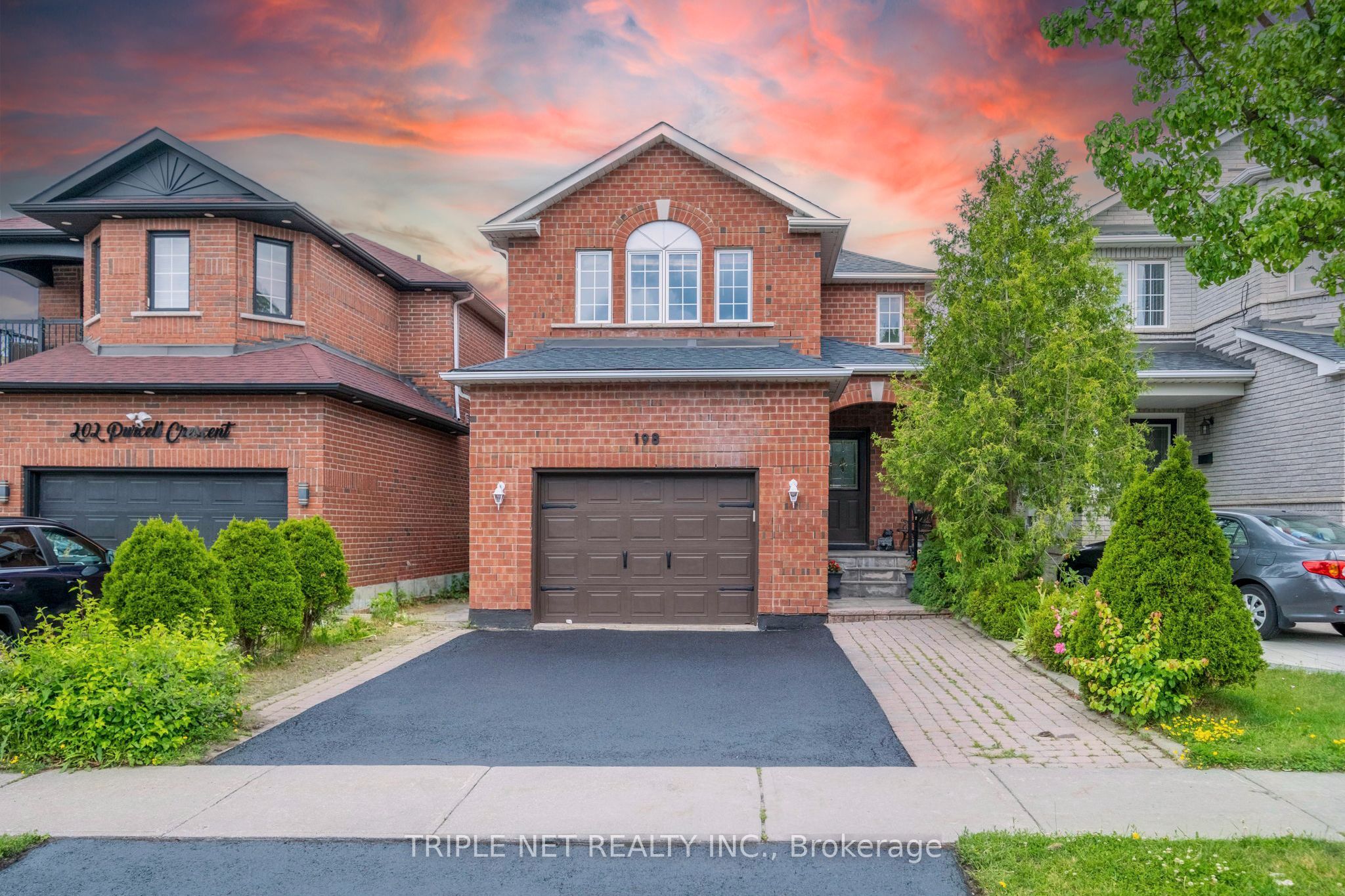 198 Purcell Crescent, Vaughan, ON L6A 3C5