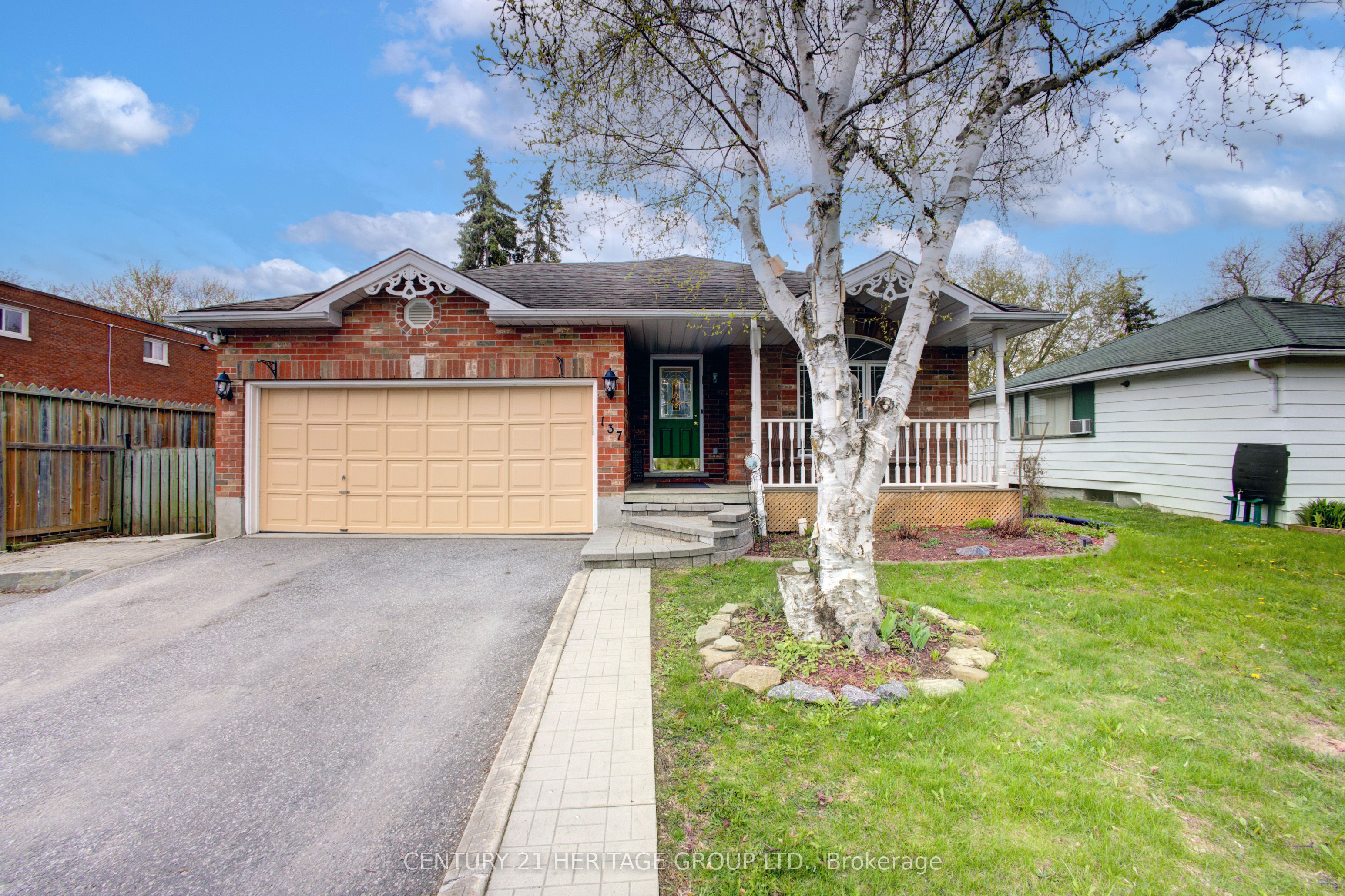 137 Queen Street, New Tecumseth, ON L9R 1K4 photo 2