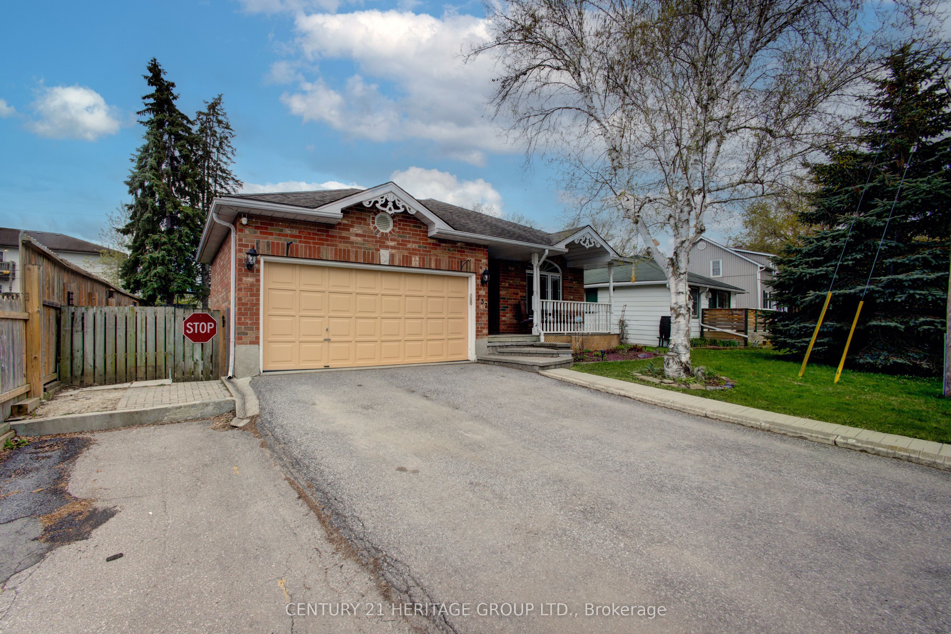 137 Queen Street, New Tecumseth, ON L9R 1K4 photo 3