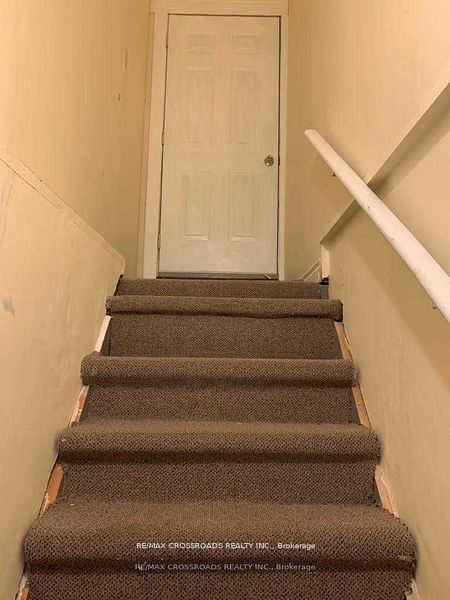 1 Royal Gala Crescent Bsmt, Richmond Hill, ON L4S 1Y6