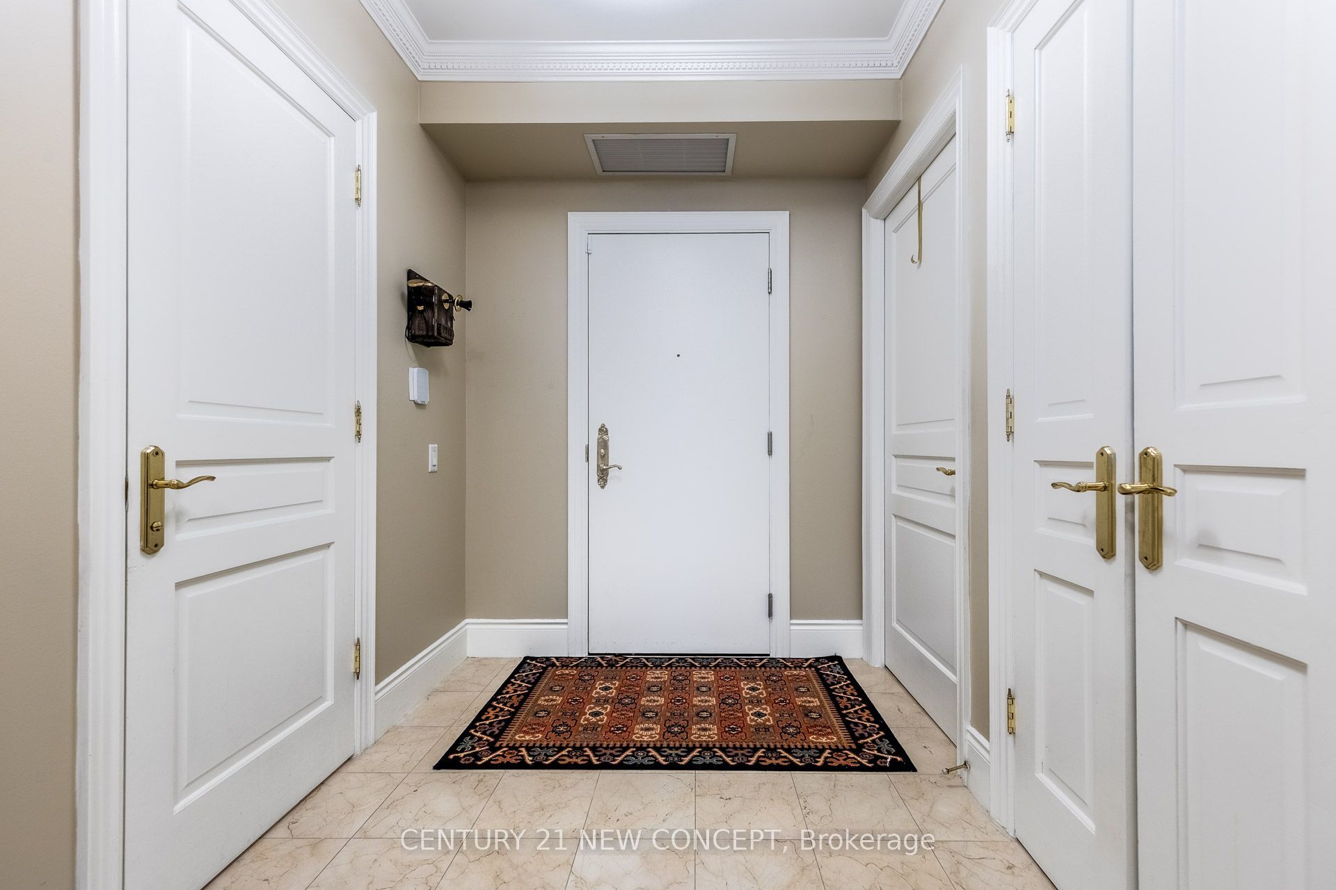 7071 Bayview Ave Avenue 204, Markham, ON L3T 7Y8