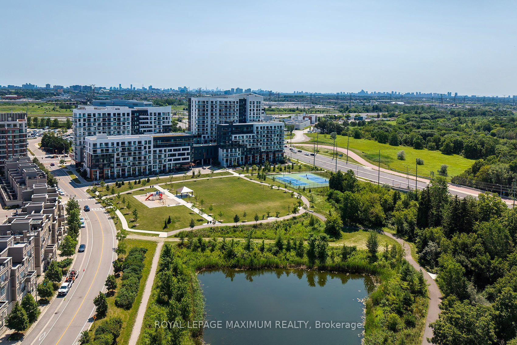 8 Rouge Valley Dr W Drive B1216, Markham, ON L6G 0G8 photo 3