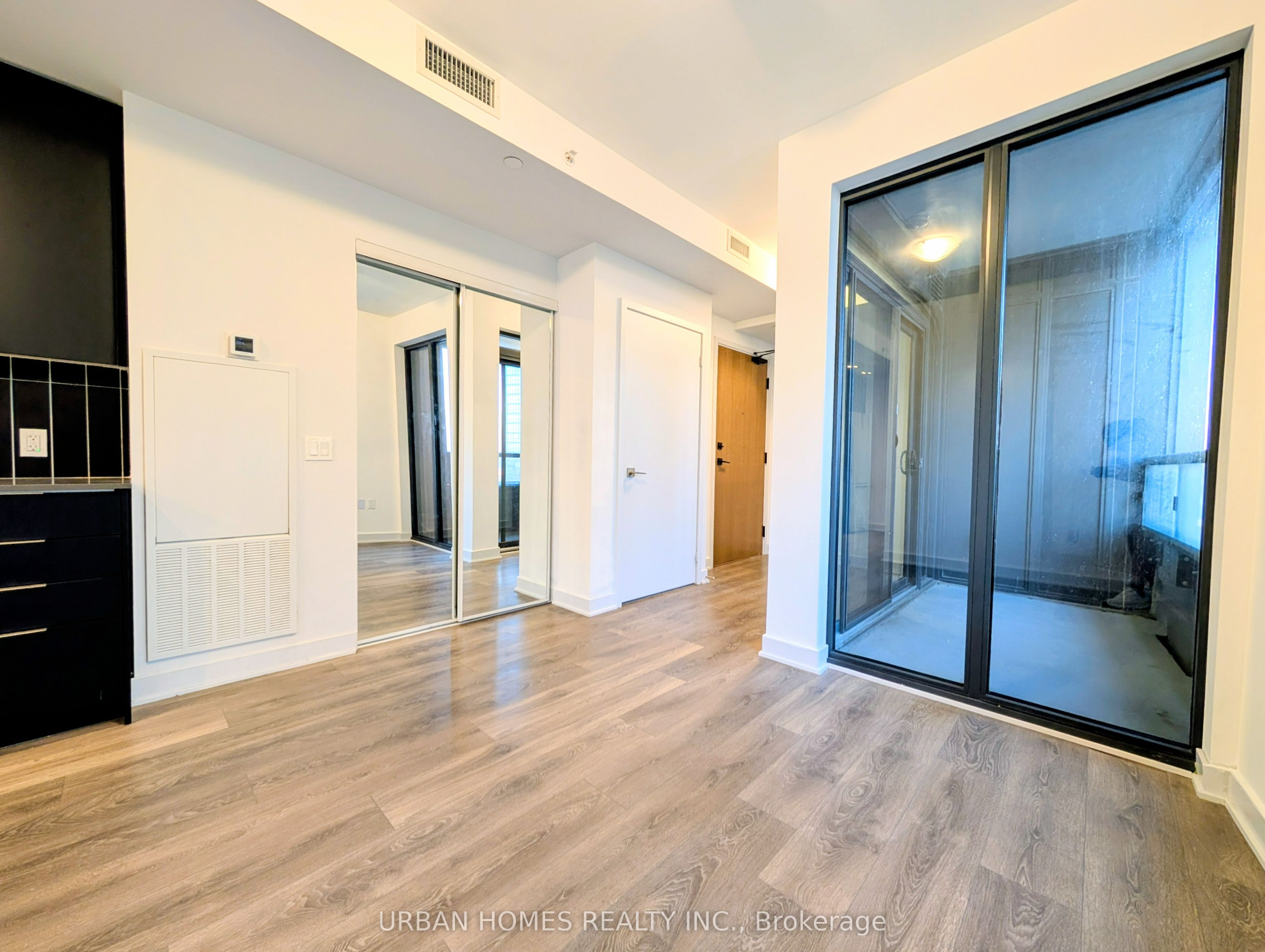 2920 Highway 7 Road 1307, Vaughan, ON L4K 0P4 photo 3