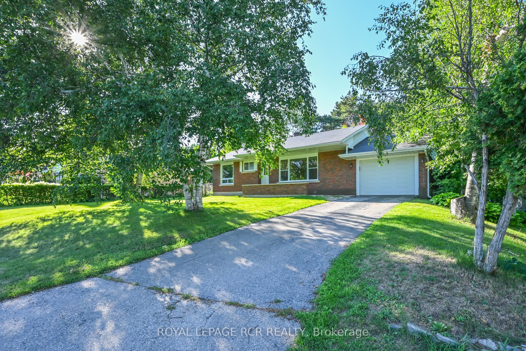 18 Doner Street, New Tecumseth, ON L9R 1M6 photo 2
